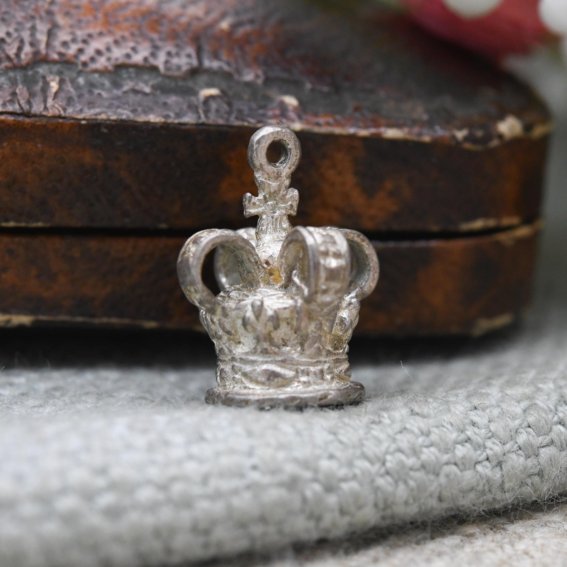 Vintage Sterling Silver Royal Crown Charm Pendant - King | Queen | Princess | Prince | England | Souvenir Gift for Charm Bracelet