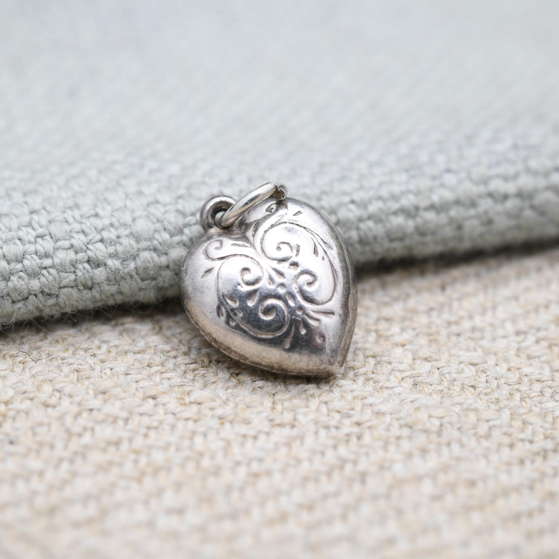 Vintage Sterling Silver Heart Charm Pendant with Engraved Pattern - Small Puffed Love Heart | Gift for Charm Bracelet