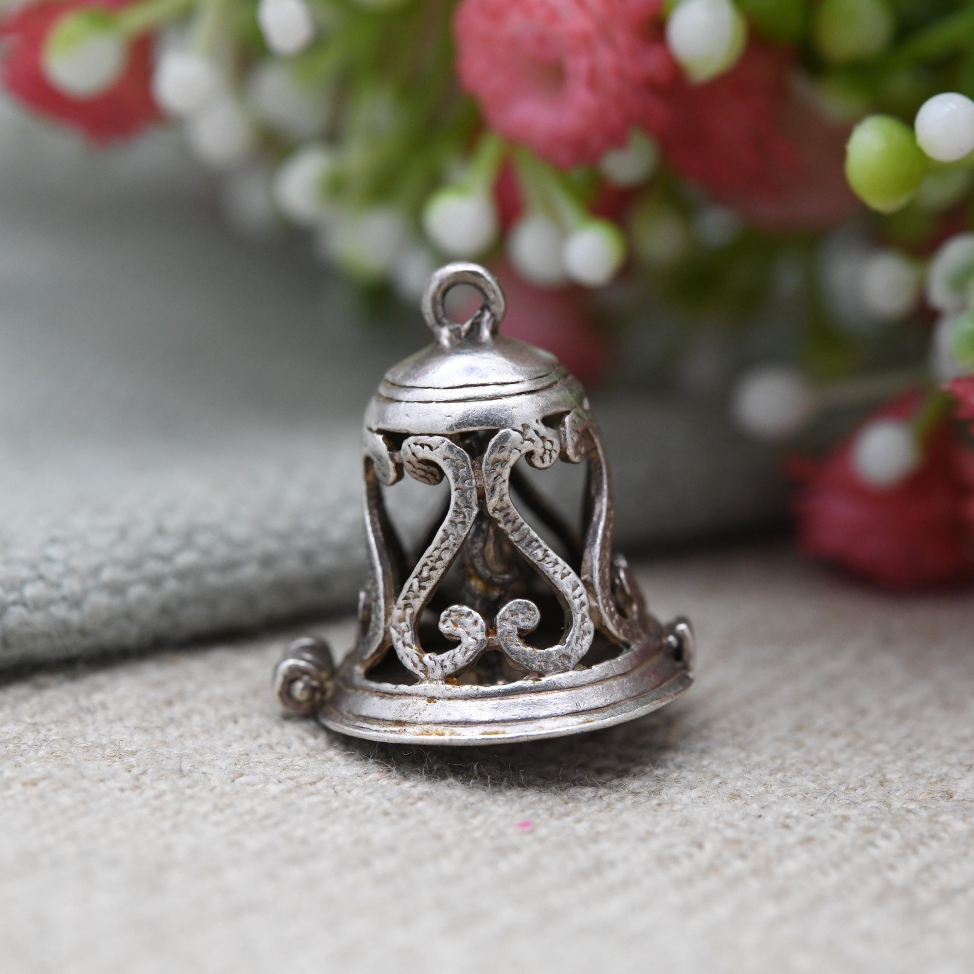 Vintage Sterling Silver Opening Wedding Bell Charm Pendant - Bride and Groom Inside | Newly-wed Gift for Charm Bracelet