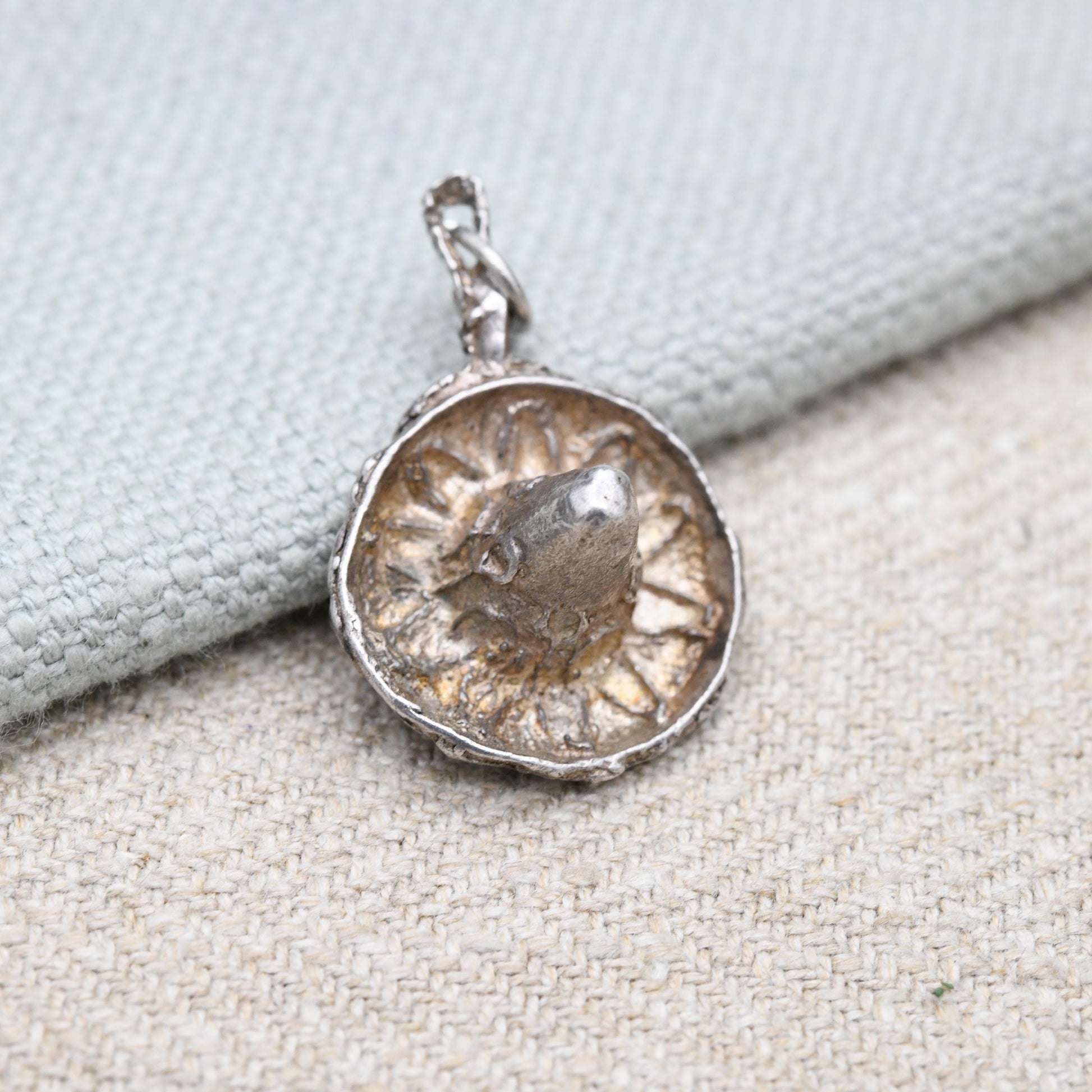 Vintage Sterling Silver Sombrero Hat Charm Pendant - Traditional Mexican Clothing | Mexico | Souvenir Gift for Charm Bracelet