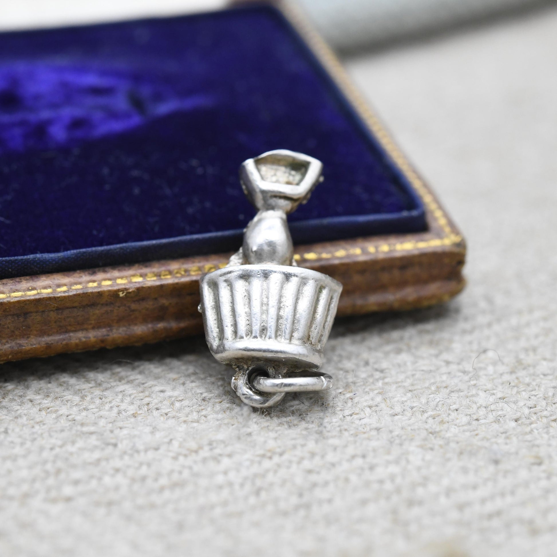 Vintage Sterling Silver Lamp Charm Pendant - Light | Cute | Lighting | Bed Side Lamp | Gift for Charm Bracelet