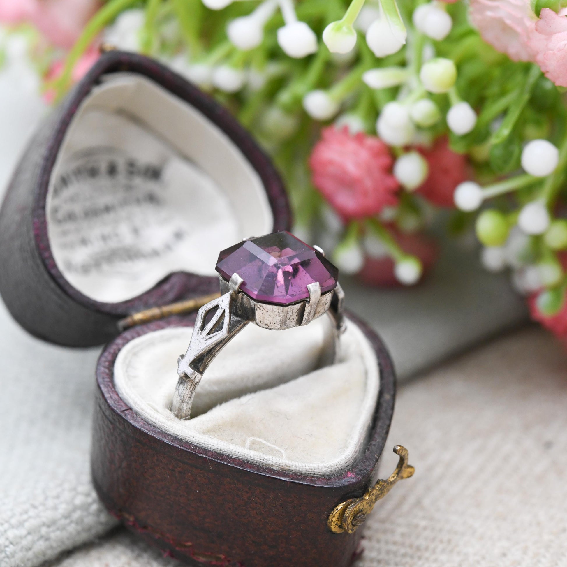 Art Deco Sterling Silver Purple Stone Ring - True Vintage Statement Ring | Large Glass Stone | UK Size - N | US Size - 7