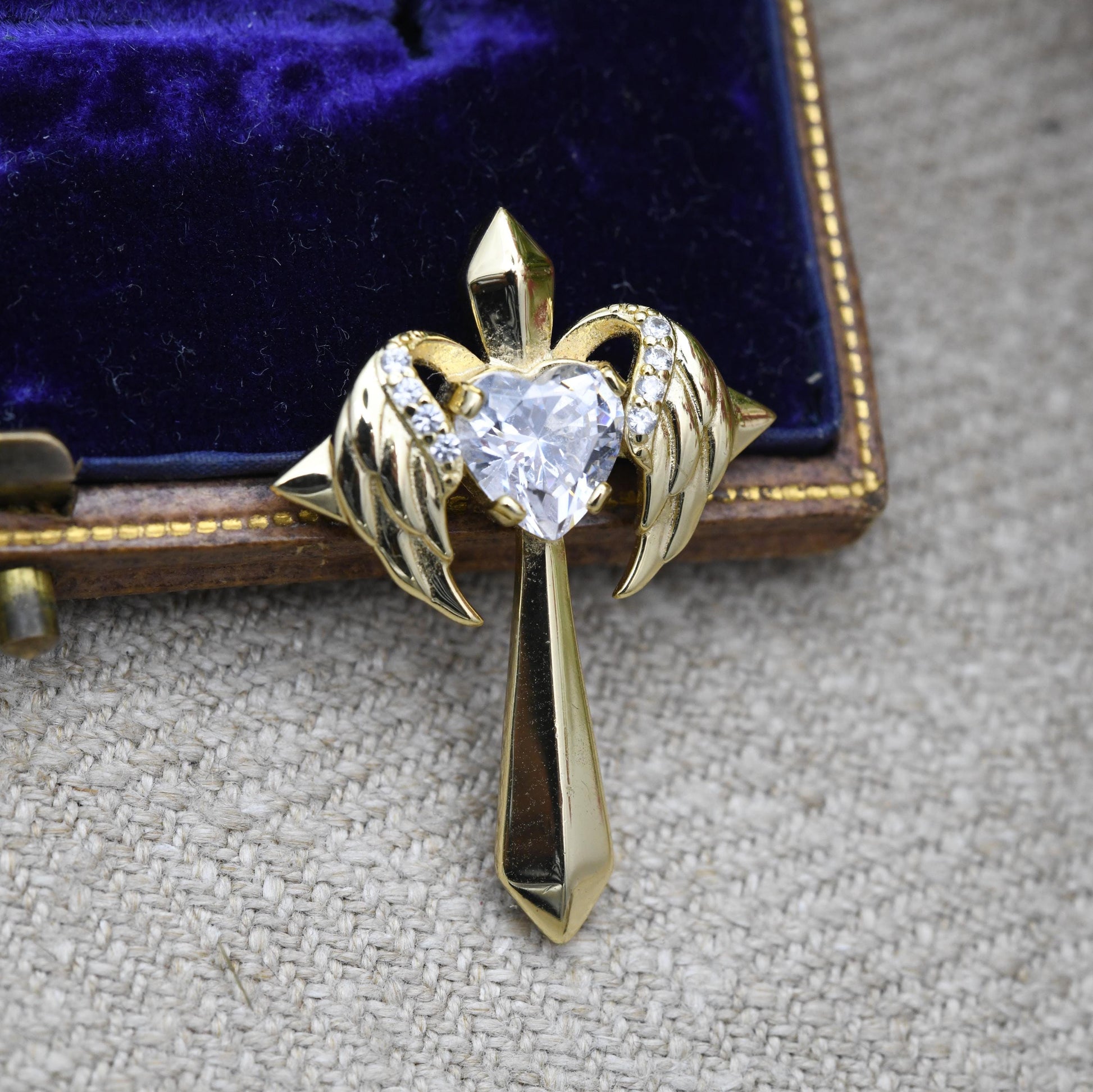 Vintage Gold Plated Sterling Silver Cross Pendant with Clear Love Heart CZ Stone - Religious Gift | Present | Christian Charm for Necklace