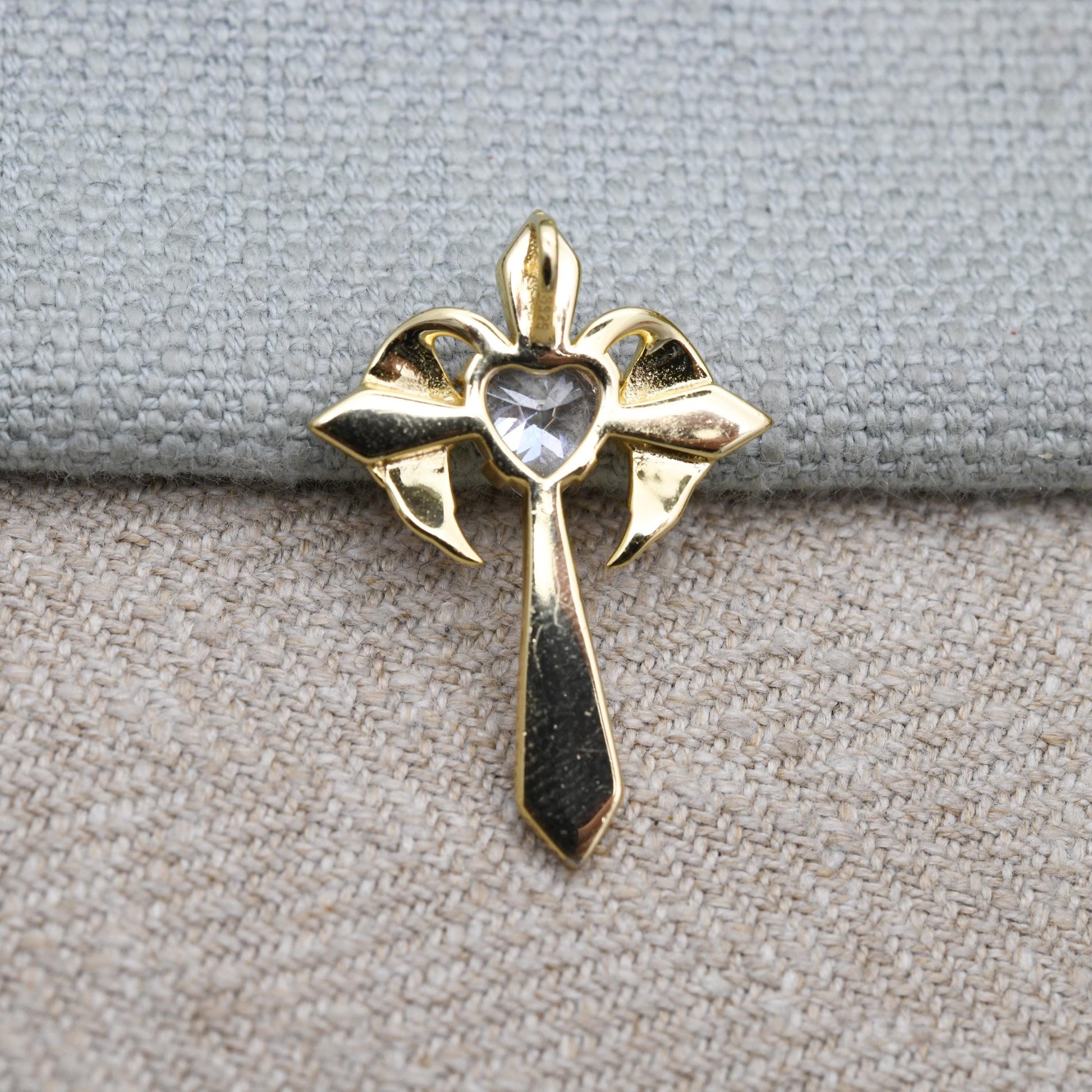 Vintage Gold Plated Sterling Silver Cross Pendant with Clear Love Heart CZ Stone - Religious Gift | Present | Christian Charm for Necklace