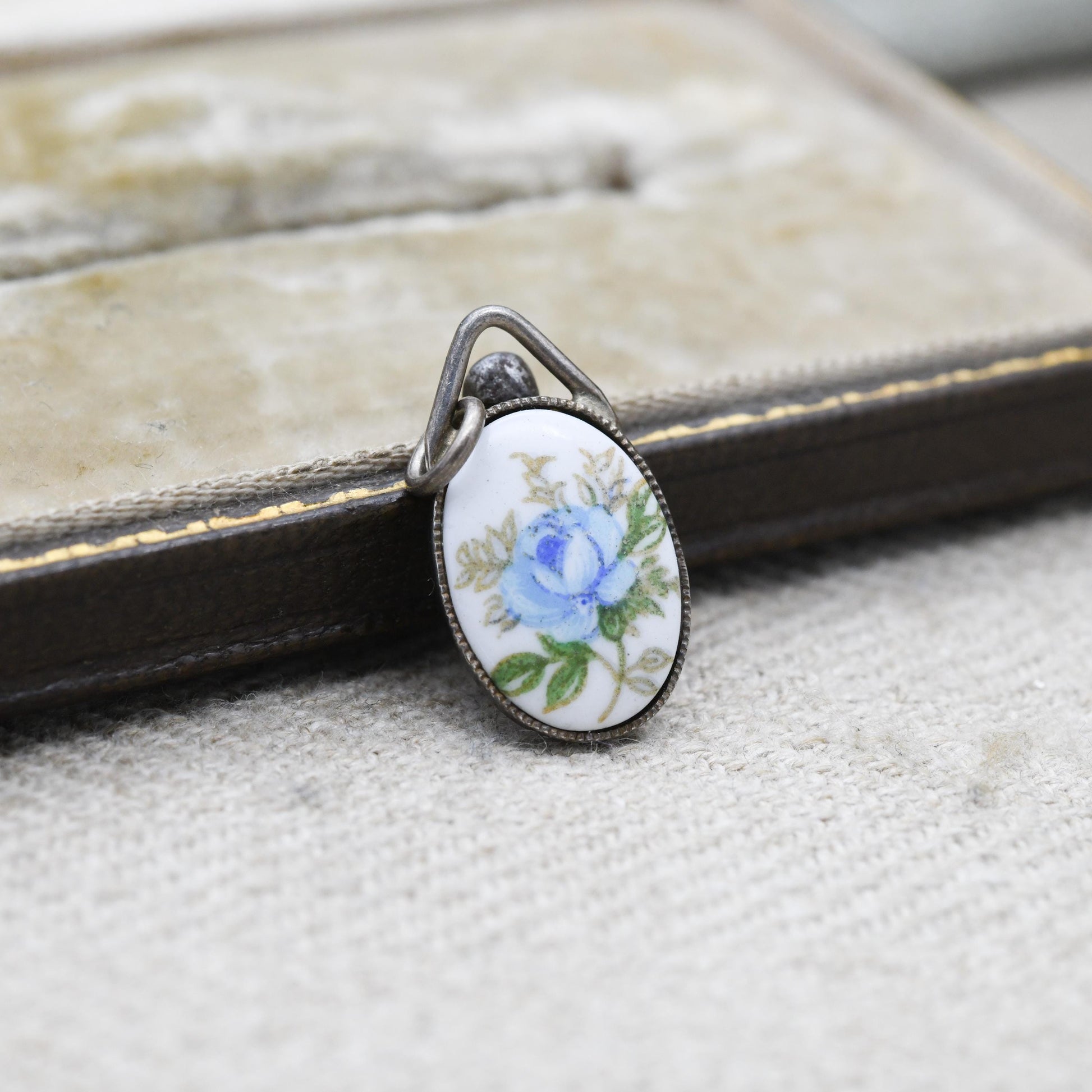 Vintage Sterling Silver and Ceramic Flower Pendant - Small Oval Necklace
