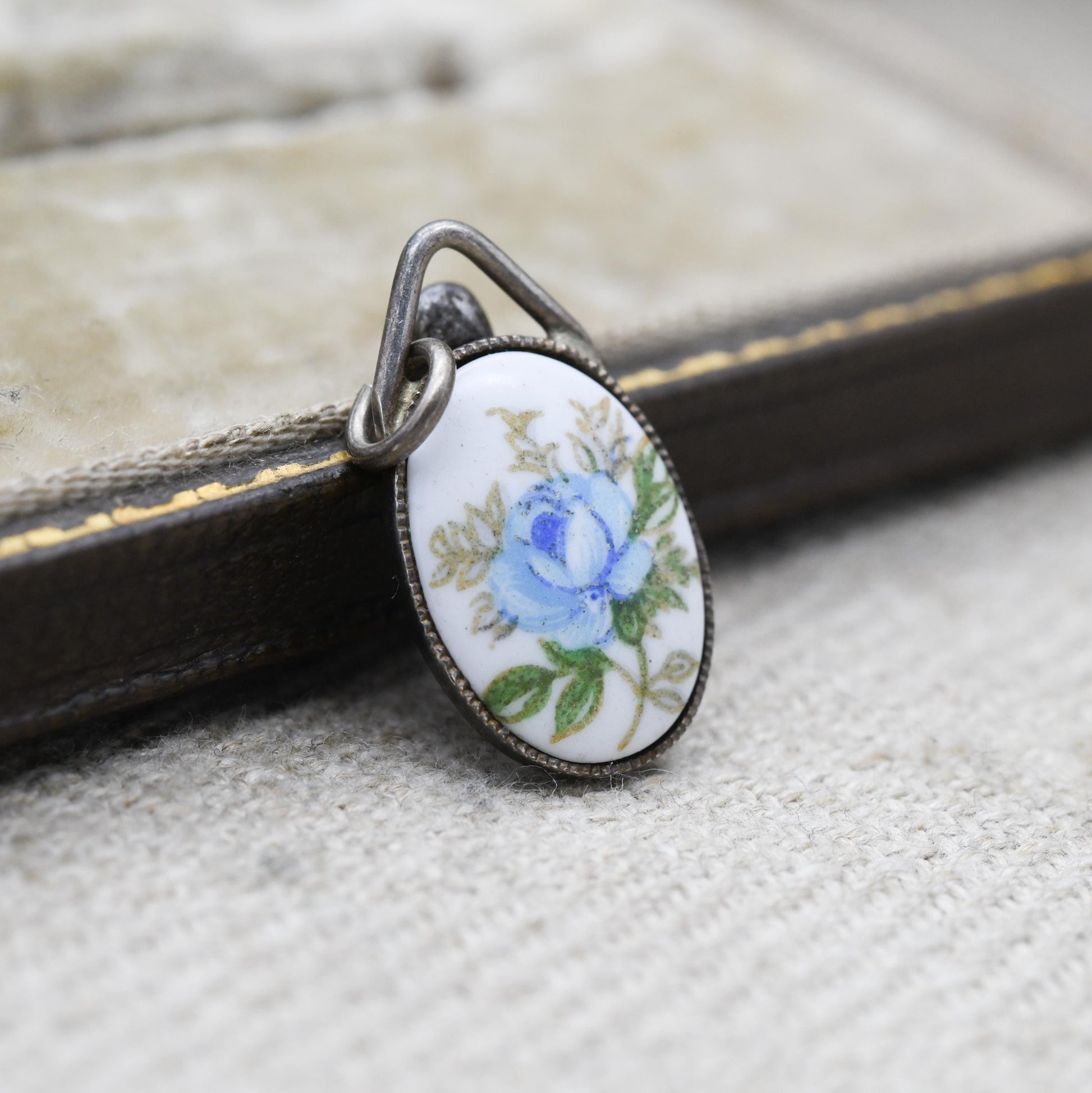 Vintage Sterling Silver and Ceramic Flower Pendant - Small Oval Necklace