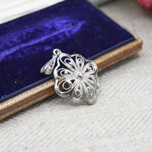 Vintage Sterling Silver Filigree Pendant Necklace - Ornate Openwork | Floral Diamons Shape | Filigree Design | Gift for Pendant Necklace