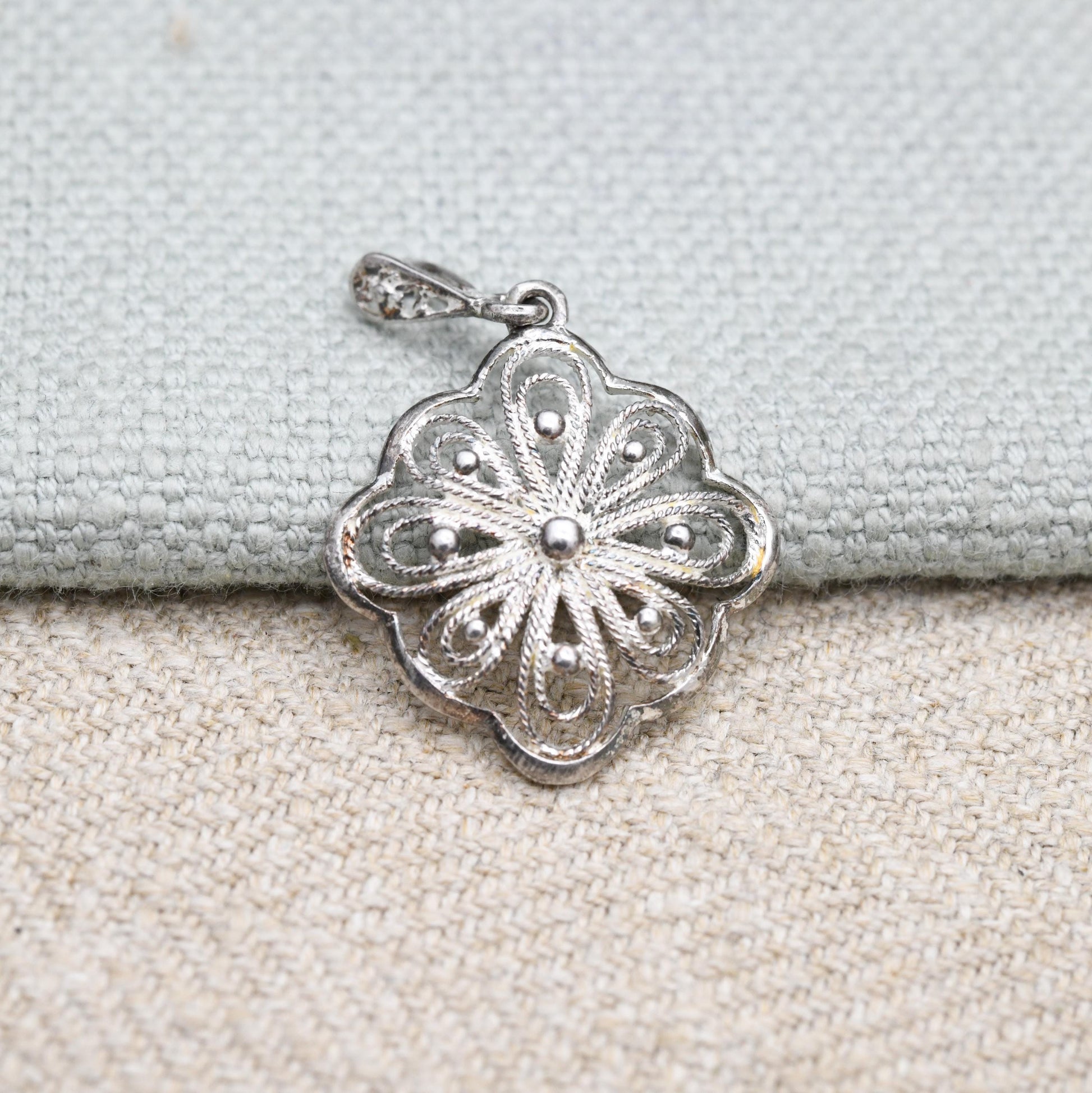 Vintage Sterling Silver Filigree Pendant Necklace - Ornate Openwork | Floral Diamons Shape | Filigree Design | Gift for Pendant Necklace