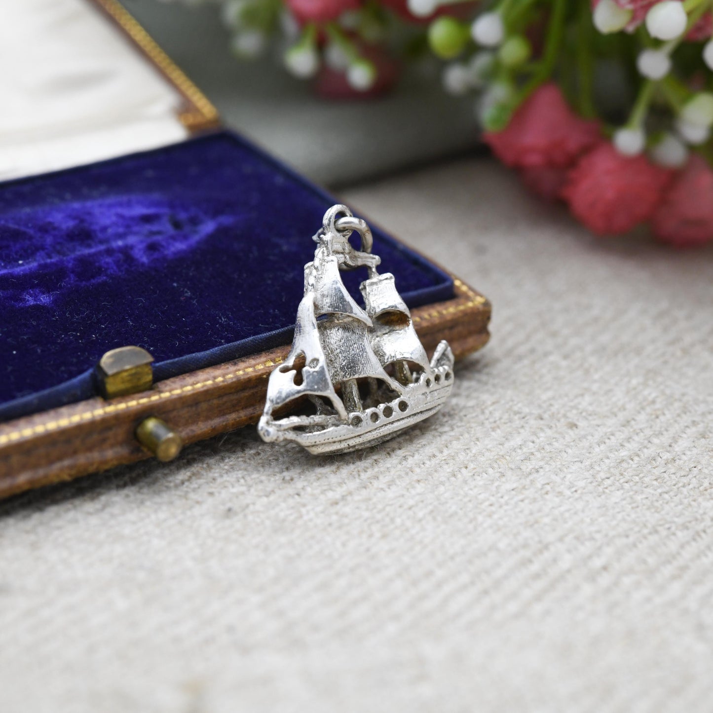 Vintage Silver Sailing Ship Charm Pendant - Cute Collectable Boat | Gift for Charm Bracelet or Charm Necklace