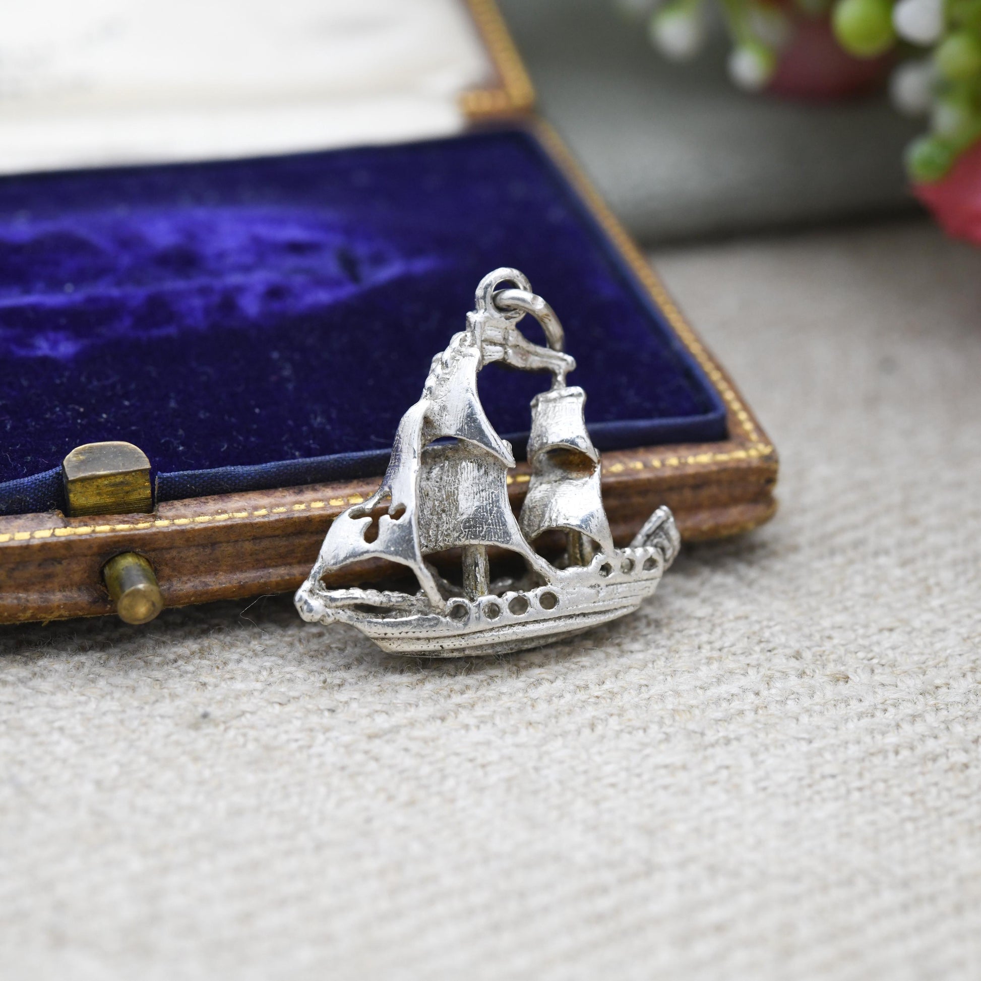 Vintage Silver Sailing Ship Charm Pendant - Cute Collectable Boat | Gift for Charm Bracelet or Charm Necklace