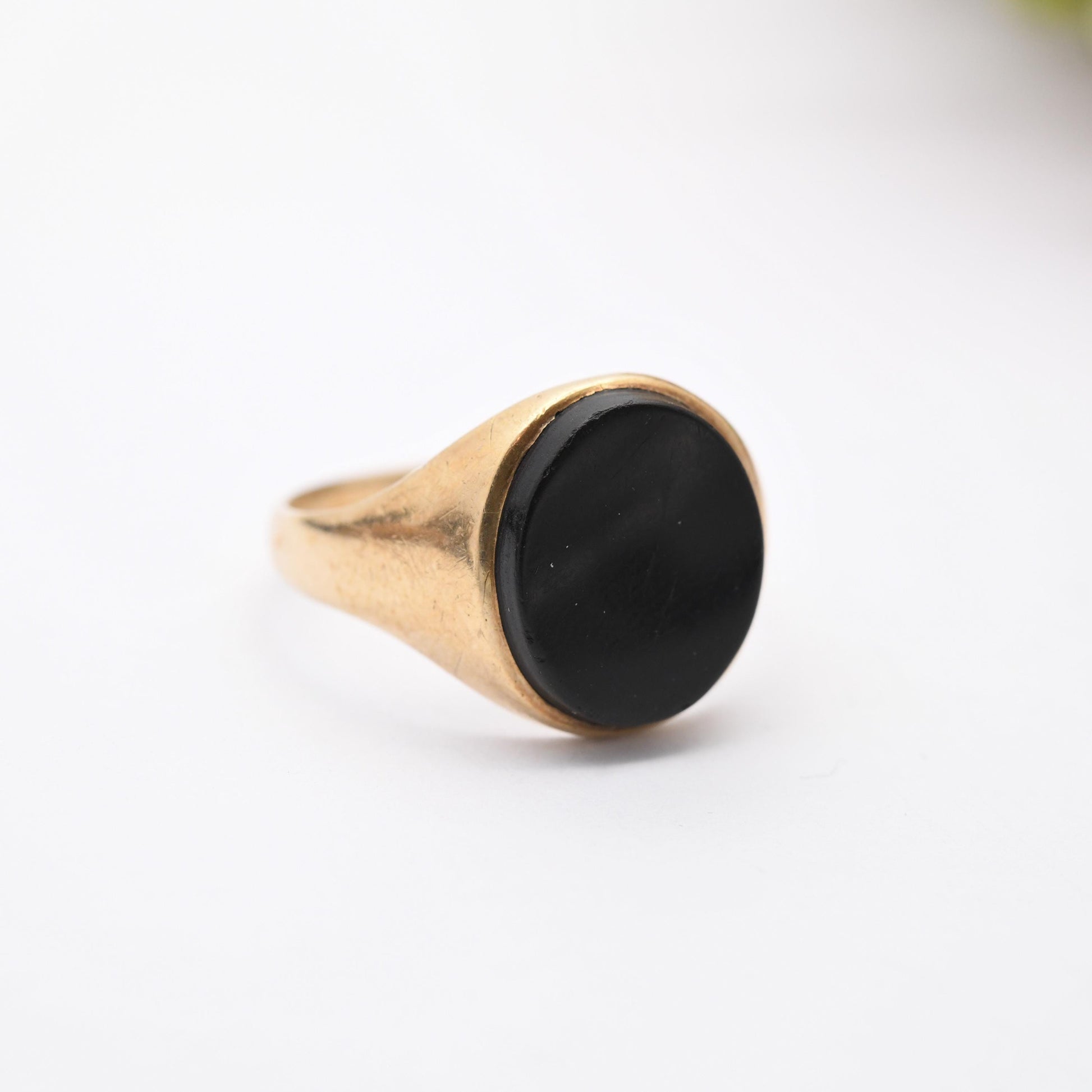 Vintage 9ct Gold Onyx Signet Ring 1979 - Large Black Oval Gemstone | Gift for Him | Mid-Century Jewellery | UK Size - U | US Size - 10