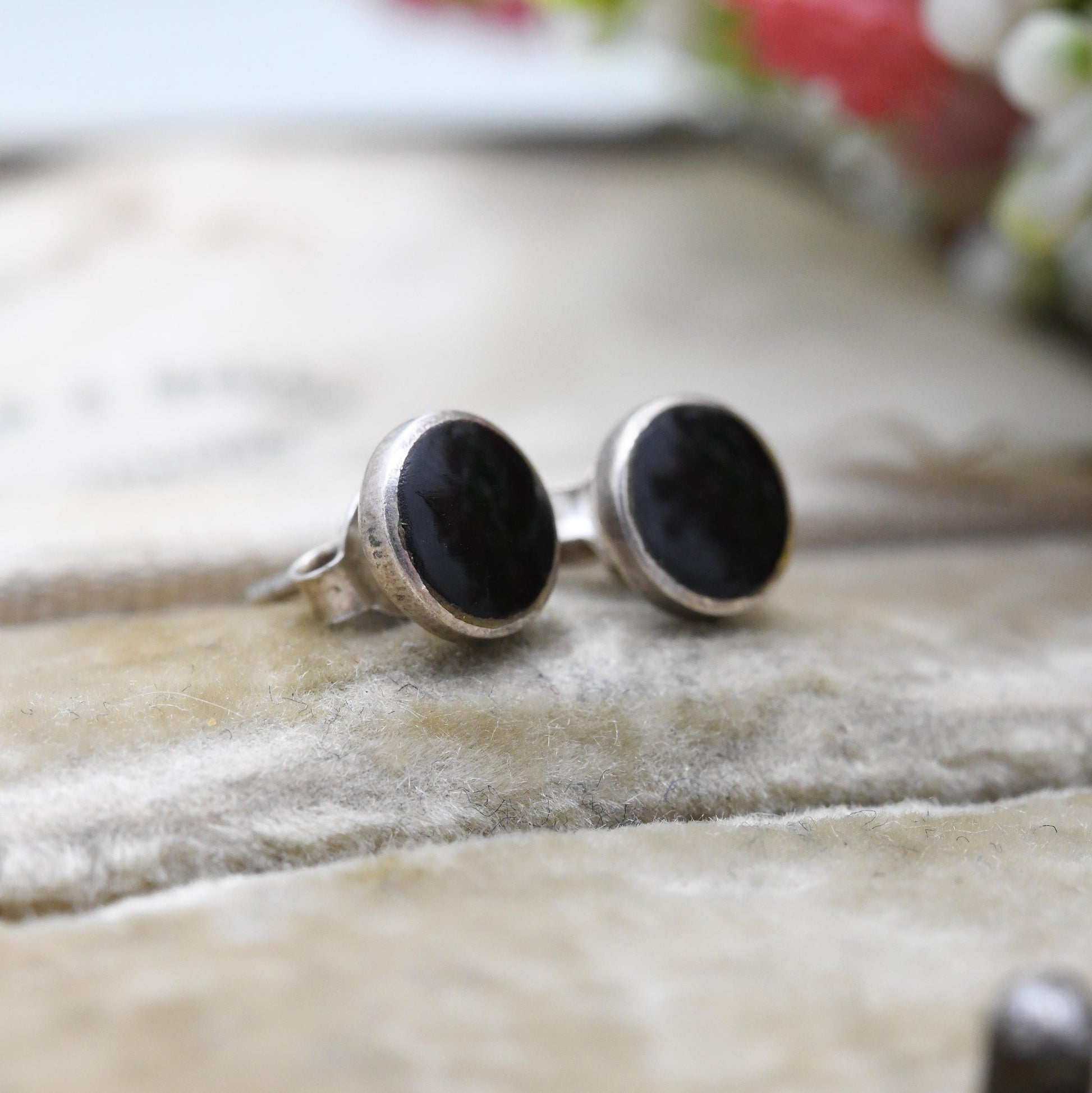 Vintage Sterling Silver Onyx Stud Earrings - Minimalist Studs | Circular Black Gemstones | Gift for Her