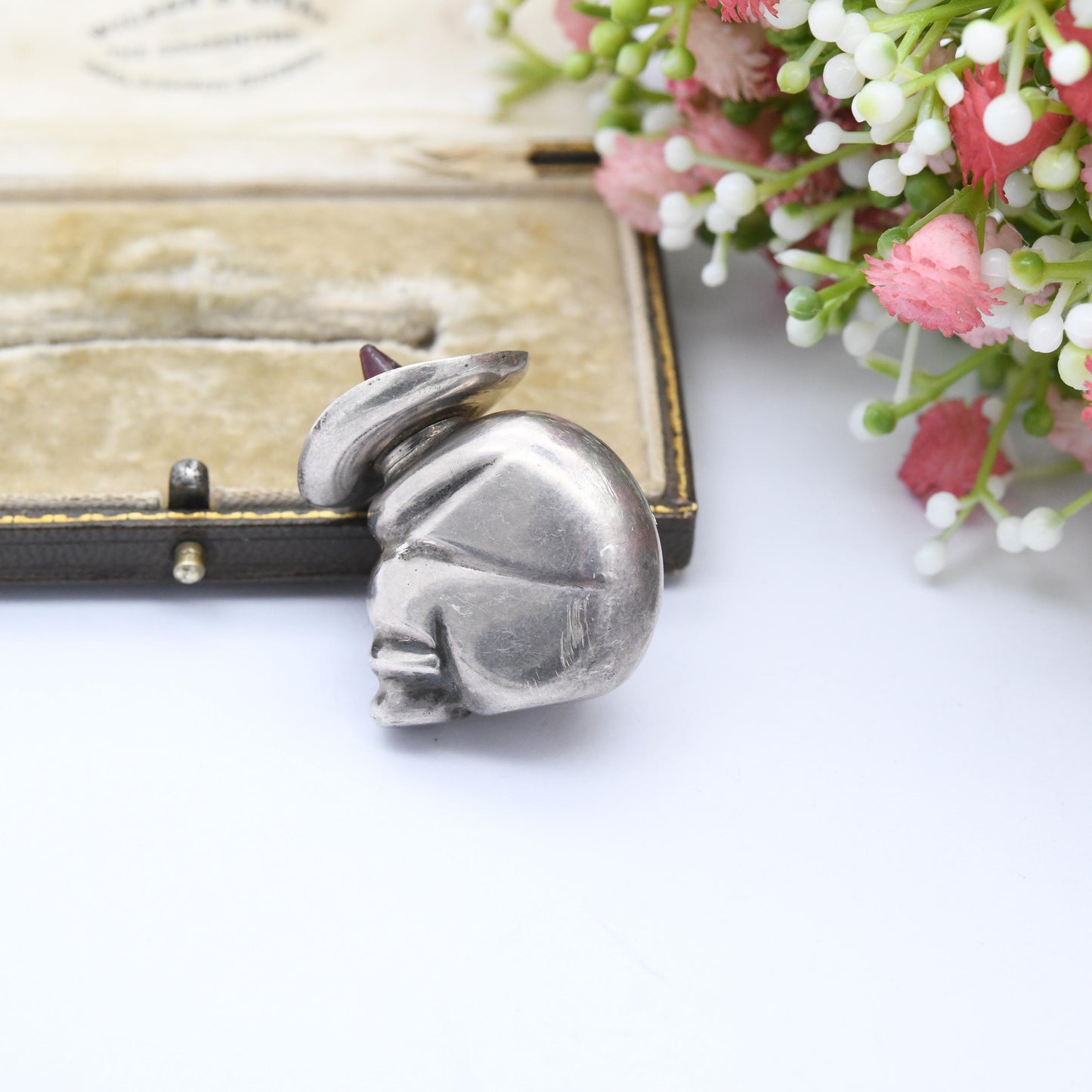 Vintage Mexican Sterling Silver Sleeping Man Scent Bottle Brooch - Mid-Century American Souvenir Made in Mexico | Sombrero Poncho | Snuffbox