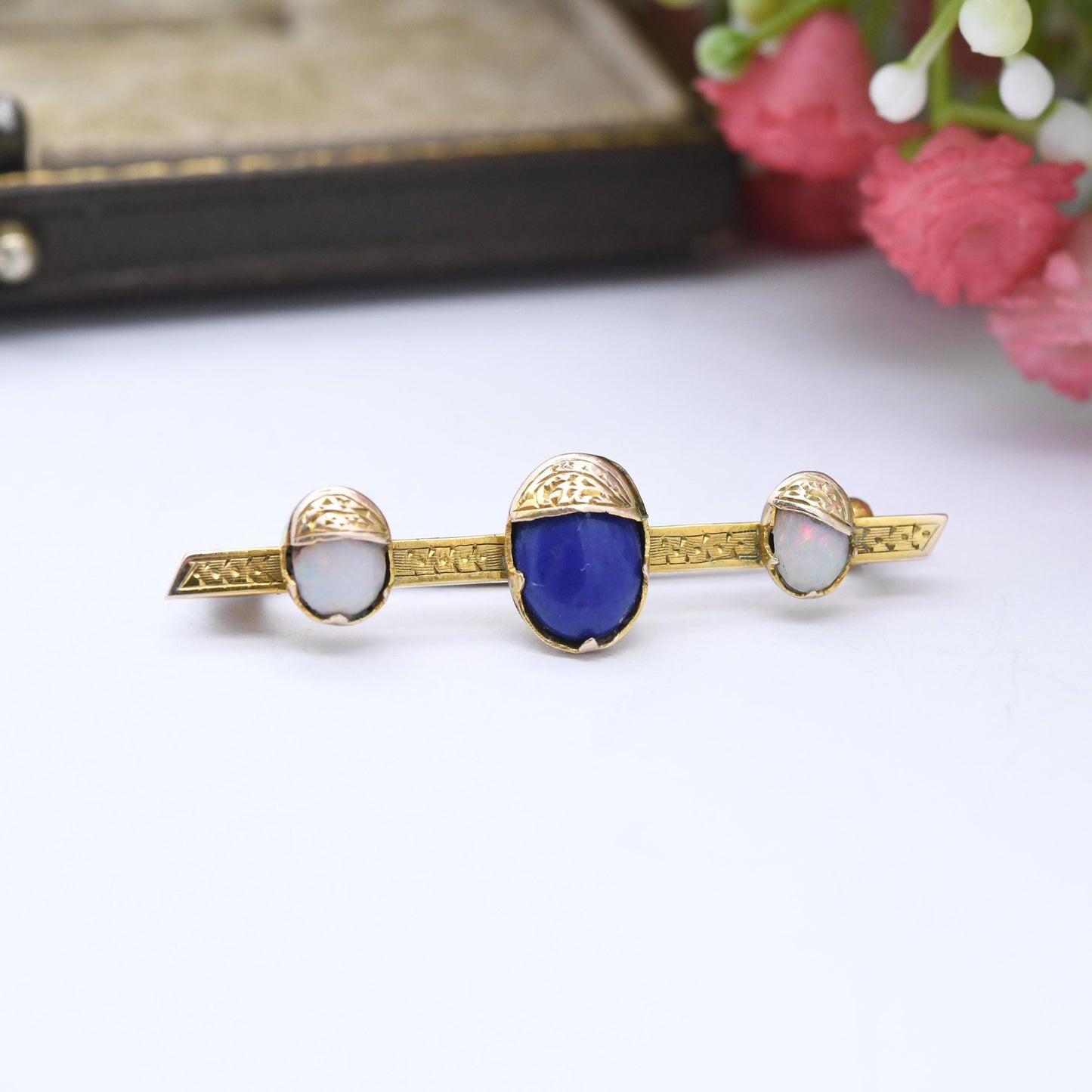 Antique 9ct Gold Lapis Lazuli and Opal Bar Brooch c. 1900 - Hand Carved Victorian Era Gold Jewellery | Blue and White Stones Three Stone
