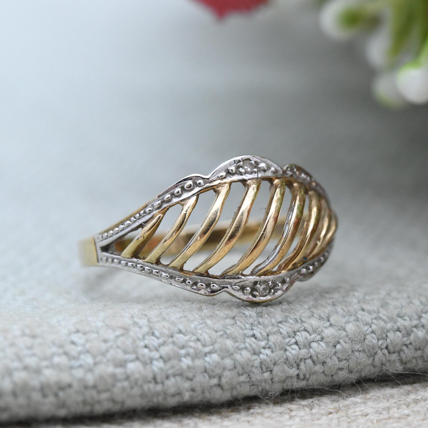 Vintage 9ct Gold Diamond Two Tone Openwork Ring 1989 - Gift for Her | UK Size - M 1/2 | US Size - 6 1/2