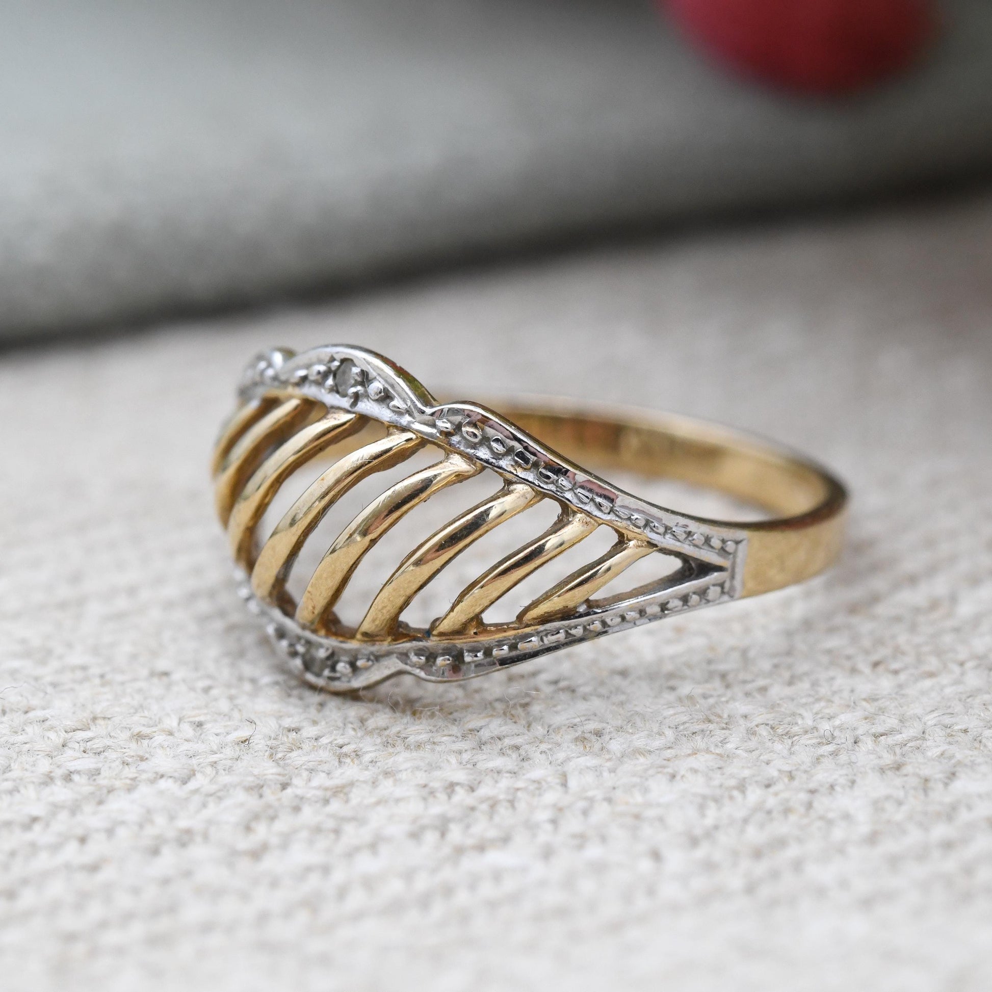 Vintage 9ct Gold Diamond Two Tone Openwork Ring 1989 - Gift for Her | UK Size - M 1/2 | US Size - 6 1/2
