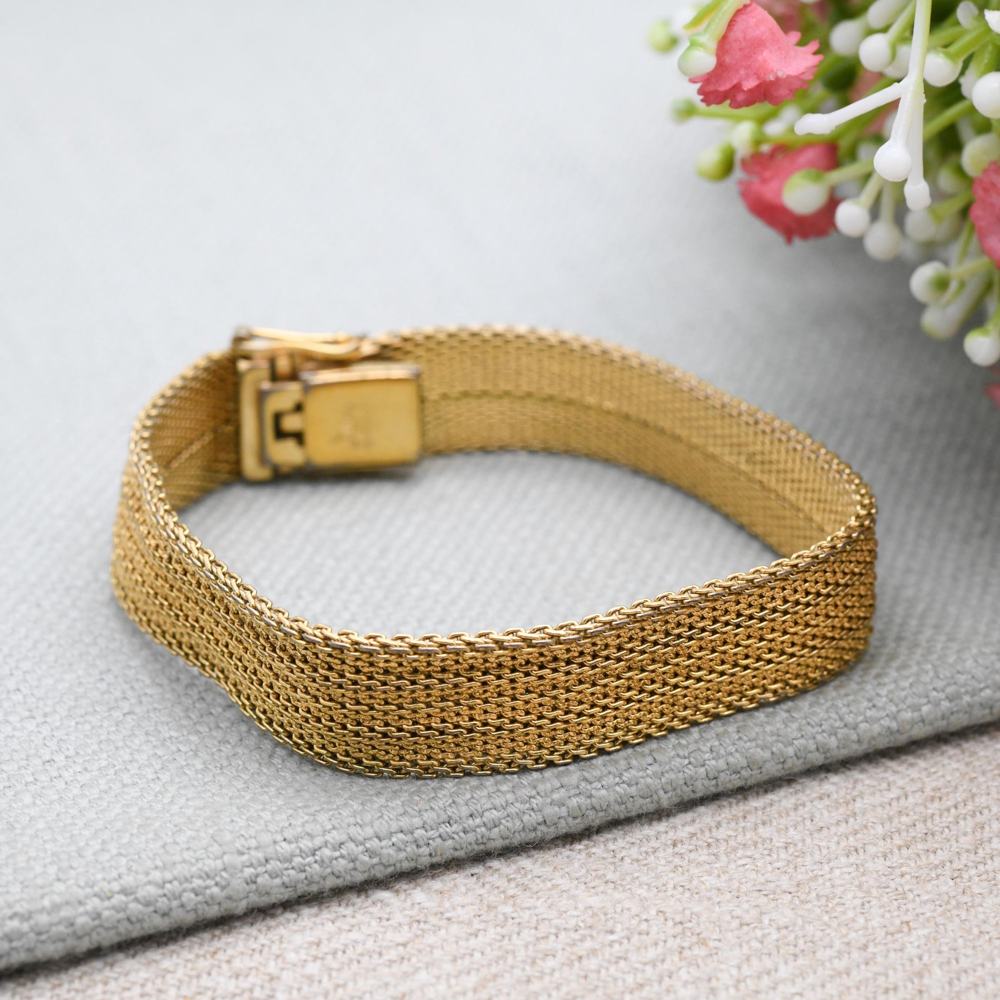 Vintage Grossé Bracelet Chunky Gold Tone Mesh Link 1965 - German Designer Signed Jewellery | Slide Lock Clasp with Safety Catch