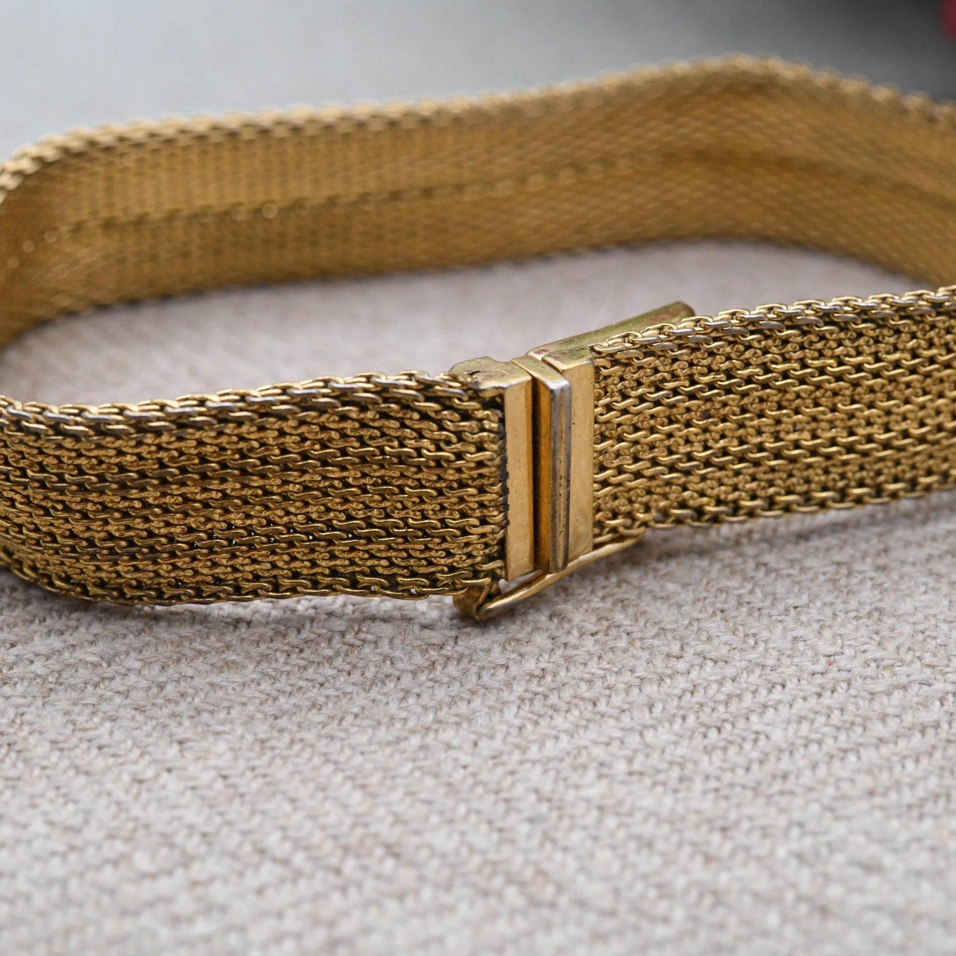 Vintage Grossé Bracelet Chunky Gold Tone Mesh Link 1965 - German Designer Signed Jewellery | Slide Lock Clasp with Safety Catch