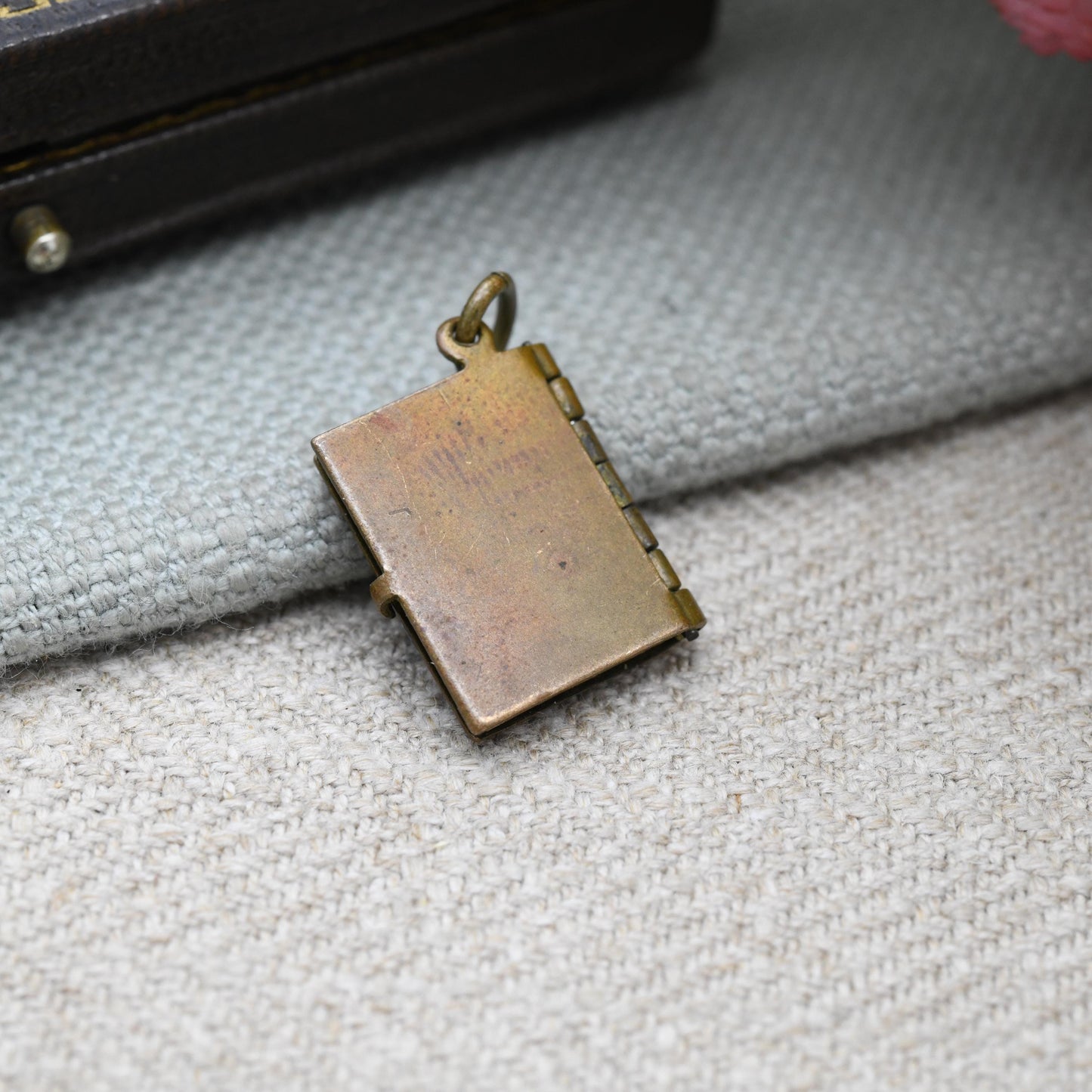 Antique Edwardian The Royal Family Souvenir Photograph Book Pendant Charm c. 1900s - Red and Blue Enamel Colourful Bright Locket