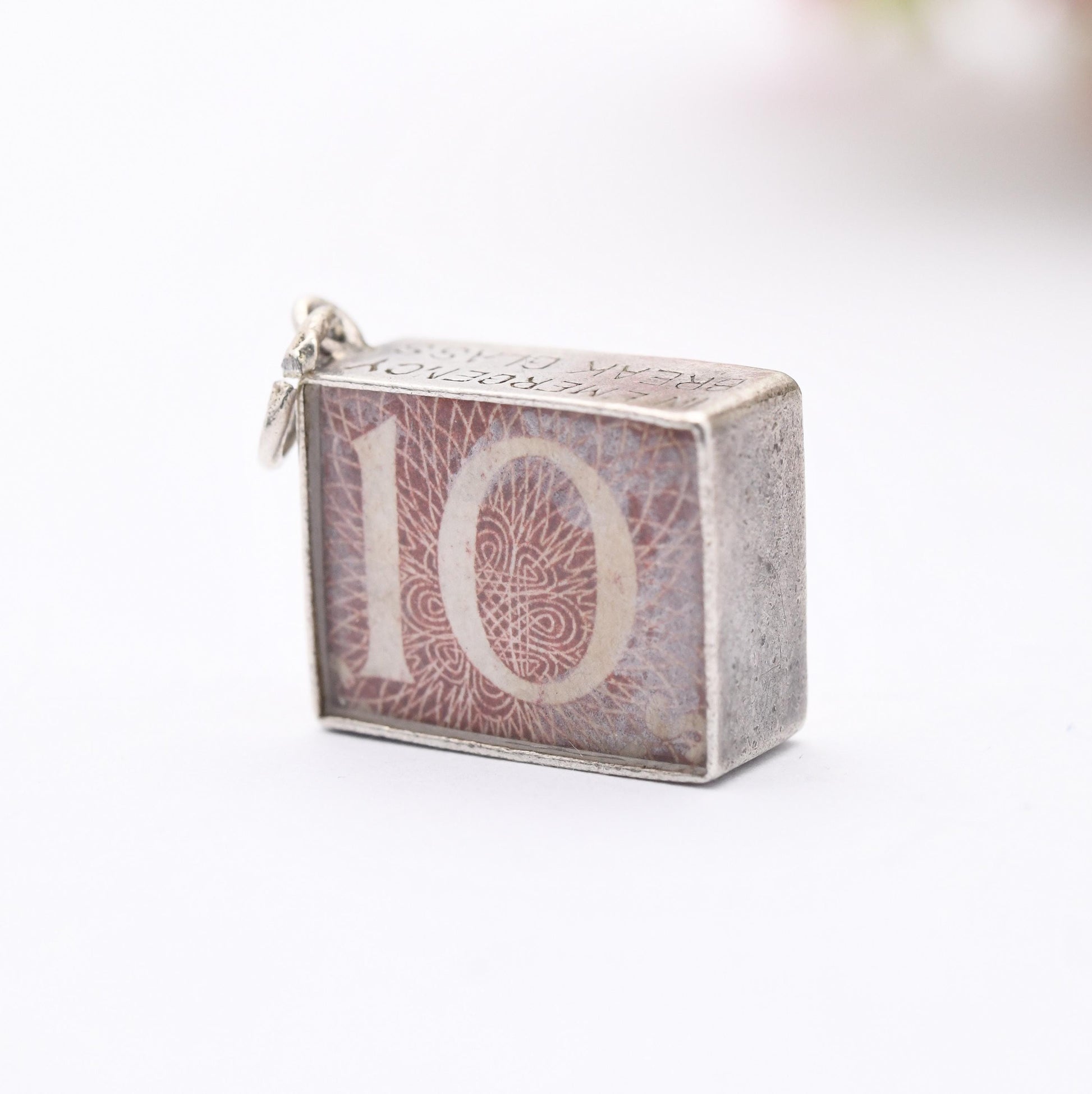 Vintage Sterling Silver Old British Ten Shilling Note in Emergency Case Charm Pendant - Emergency Savings | Souvenir Gift for Charm Bracelet