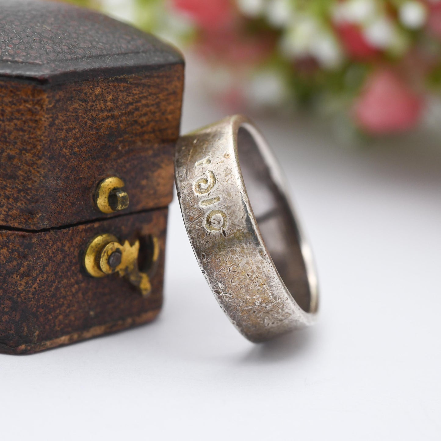 Vintage Sterling Silver Simple Band Ring - Engraved Text Design Ring | Everyday Jewellery | Band | UK Size - T | US Size - 9 3/4