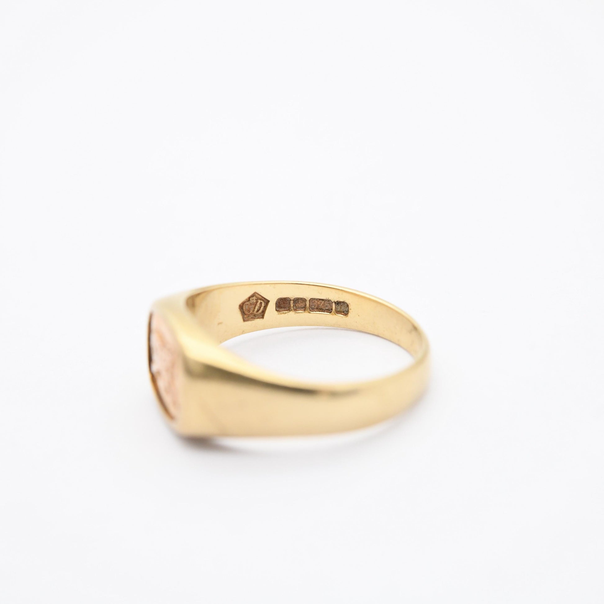 Vintage Royal Clogau 9ct Gold Welsh Dragon Signet Ring - Yellow Gold Fantasy | UK Size - O 1/2 US Size - 7 1/2