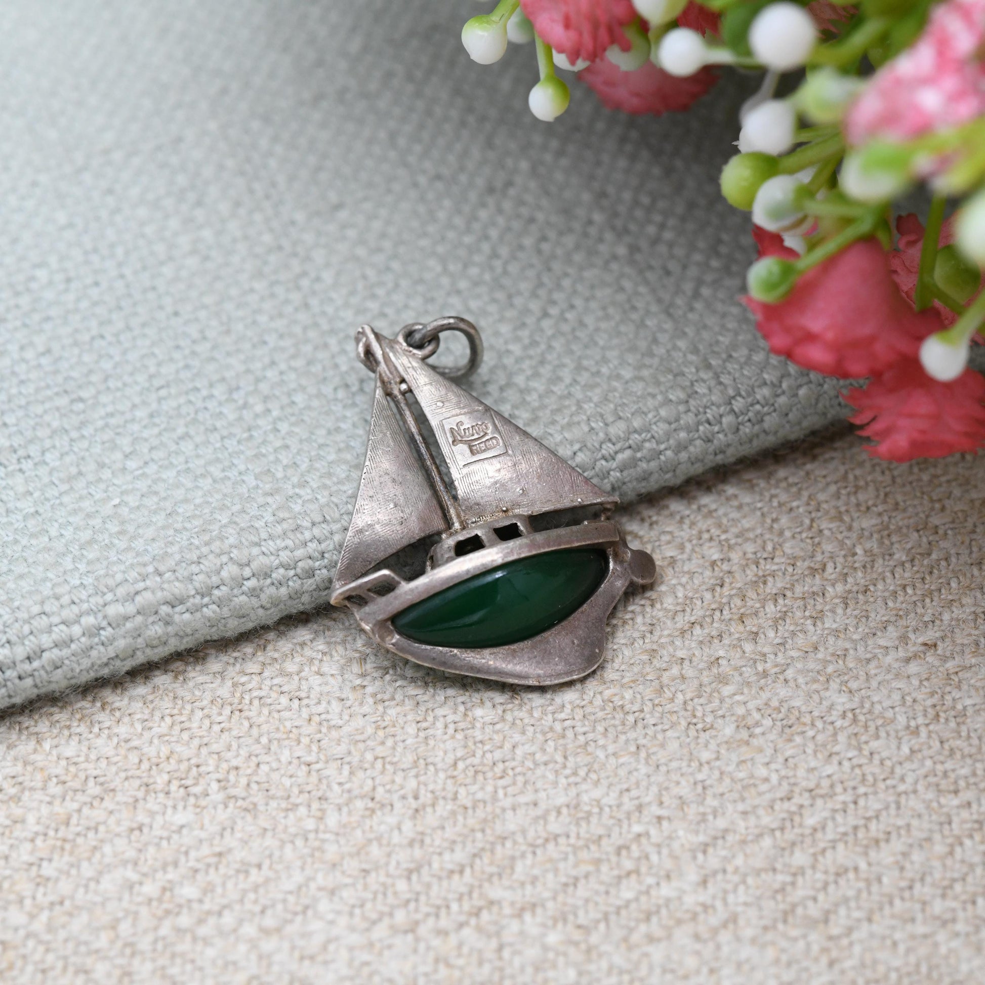 Vintage Nuvo Silver and Green Glass Sailing Boat Charm Pendant - Cute Little Yacht | Ship | Gift for Charm Bracelet