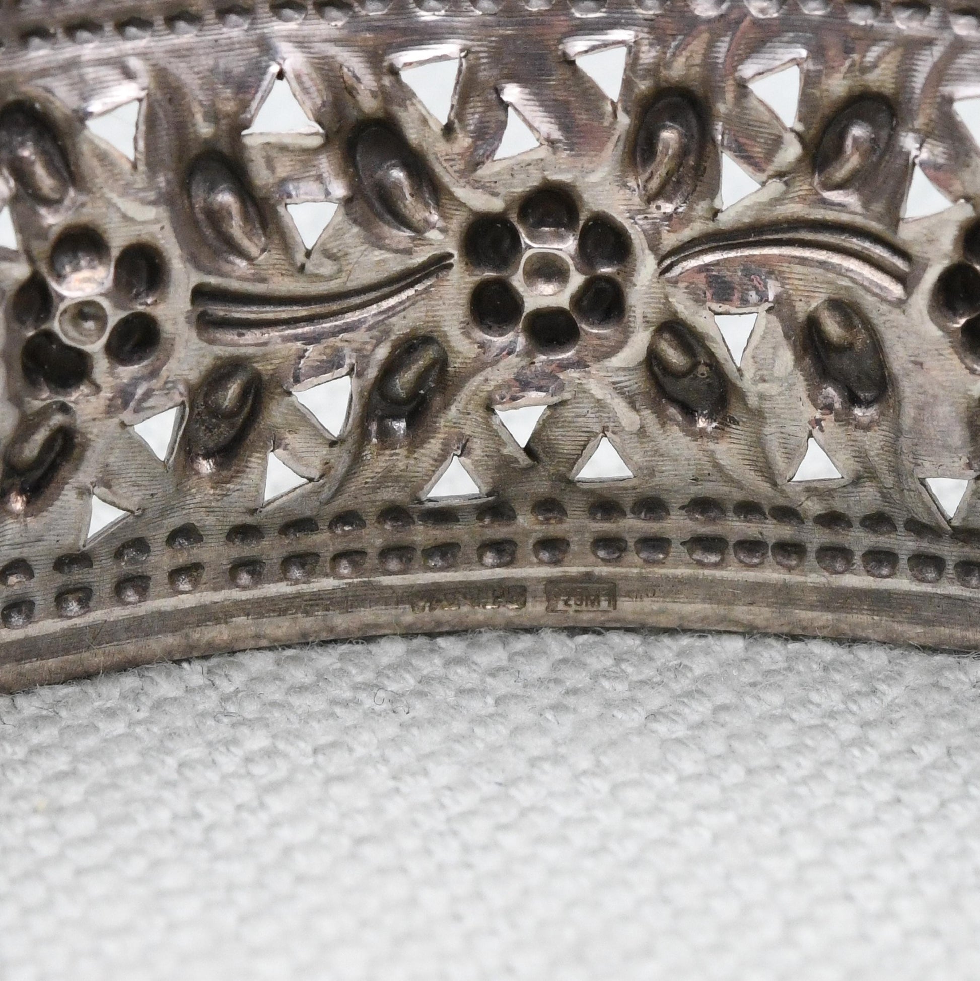 Yanes Traviata Sterling Silver Bangle Bracelet – Embossed Floral Openwork Design | Filigree Style Bracelet | Ornate Statement Jewellery