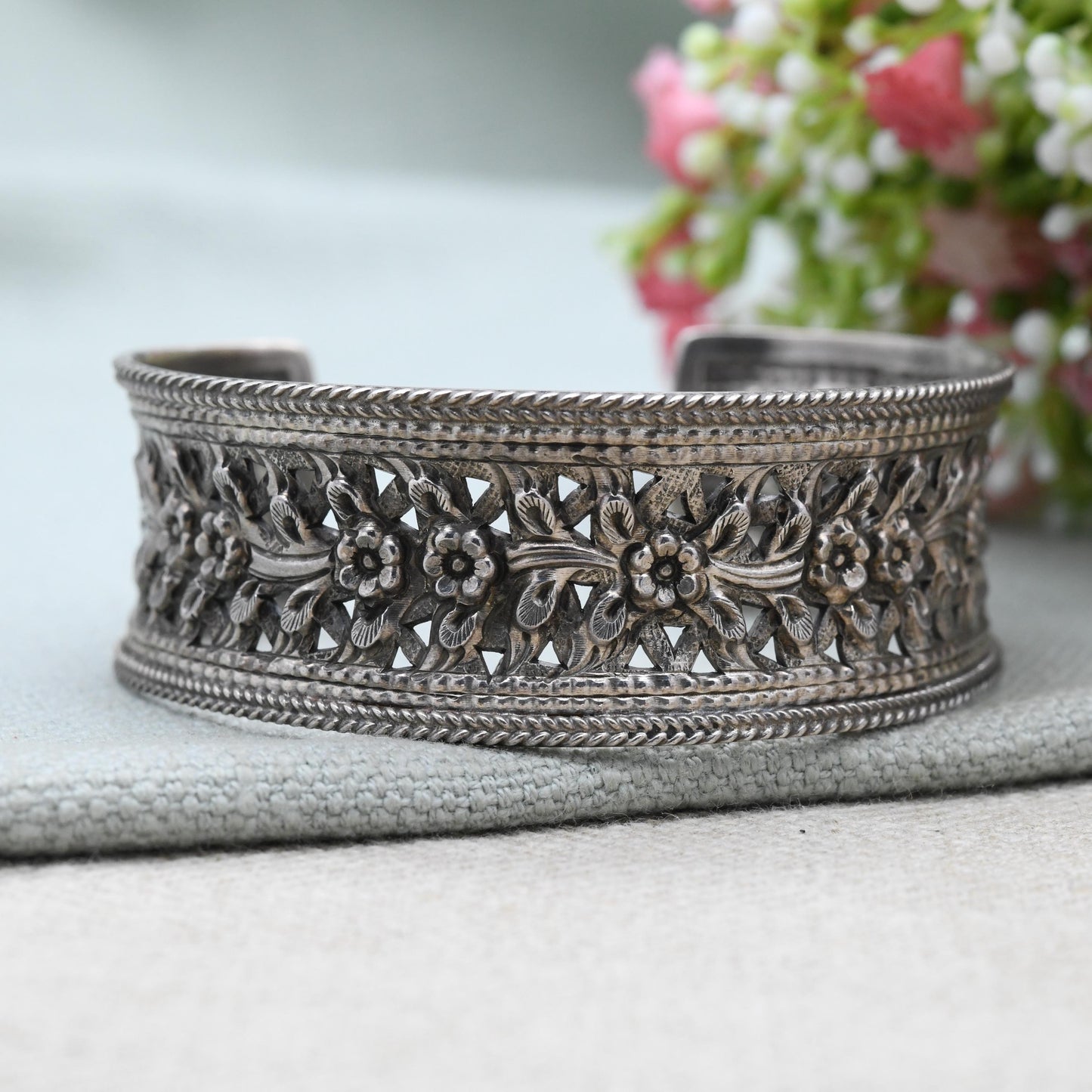 Yanes Traviata Sterling Silver Bangle Bracelet – Embossed Floral Openwork Design | Filigree Style Bracelet | Ornate Statement Jewellery