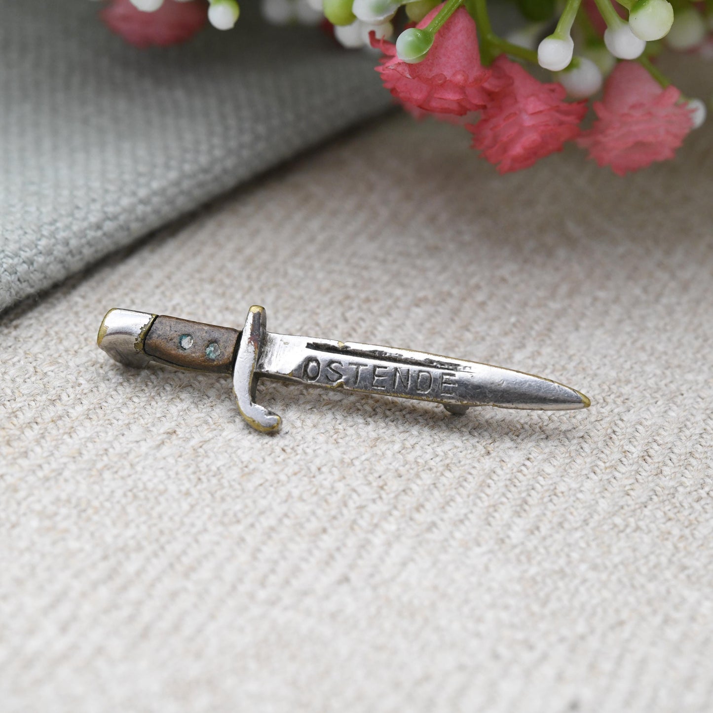 Antique Ostende Bayonet Brooch – Trench Art | Wood Inlay Handle | Military Souvenir Pin | Collector’s Brooch | Sweetheart Brooch