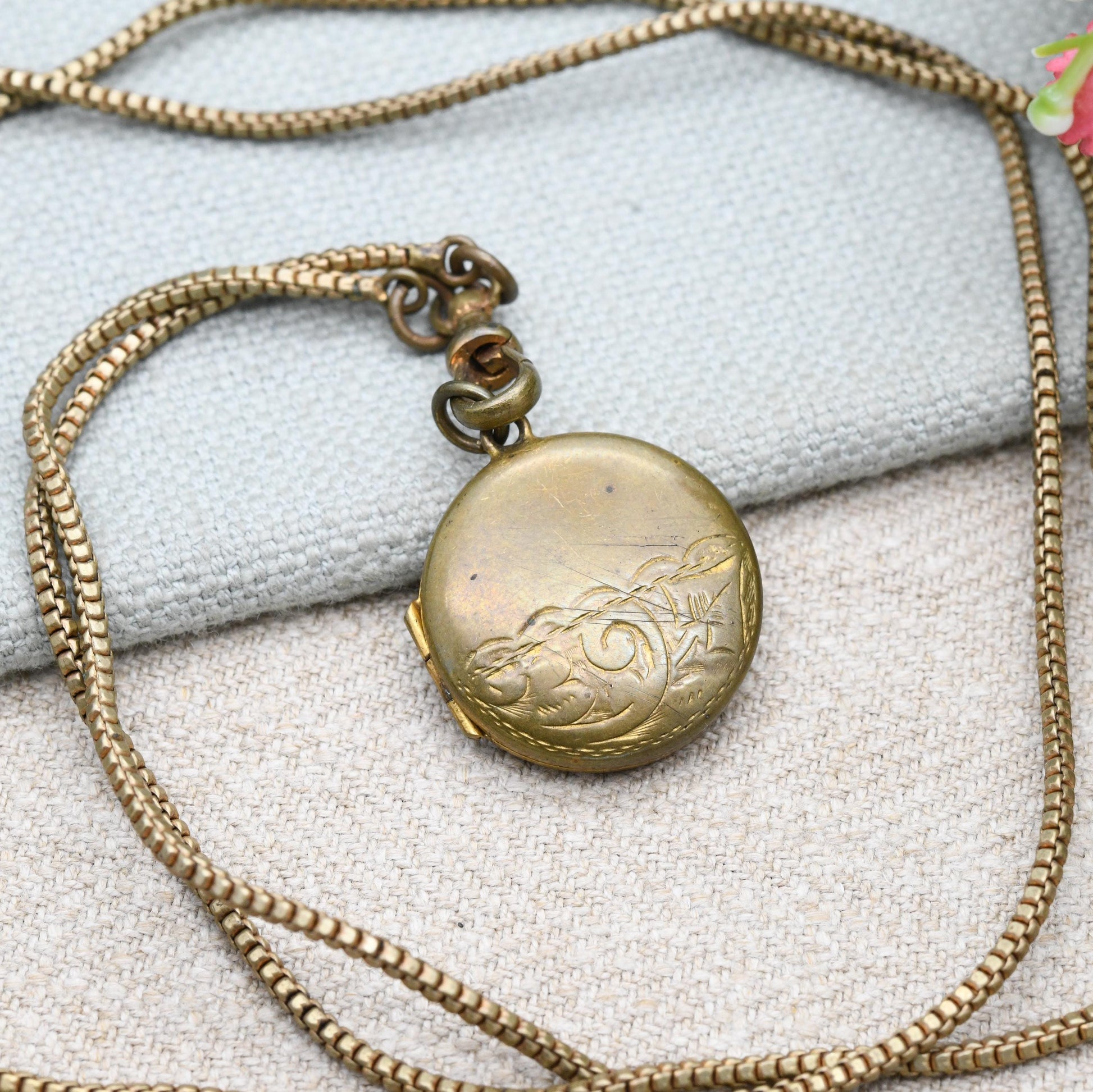 Antique Victorian Guard Chain Necklace with Locket and Dog Clip c. 1890s - Long Victorian Muff Chain with Photographs