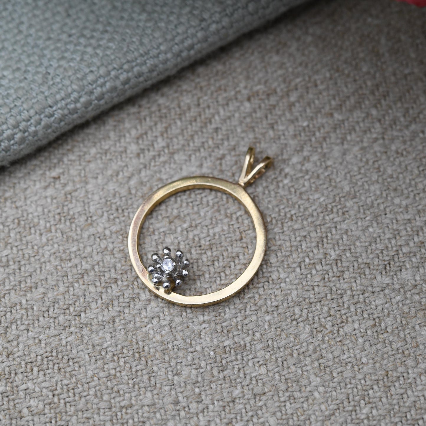 Vintage Everbrite 14ct Gold Diamond Open Circle Pendant - Two Tone Solid Gold Minimalist Jewellery Gift for Her