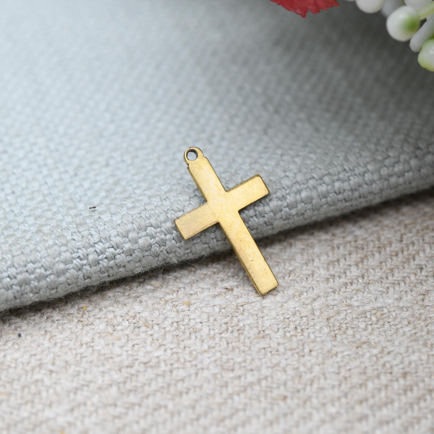 Vintage 9ct Gold Cross Pendant c. 1940s - Small Mid-Century Textured Border Design Christian Cross for Everyday Wear