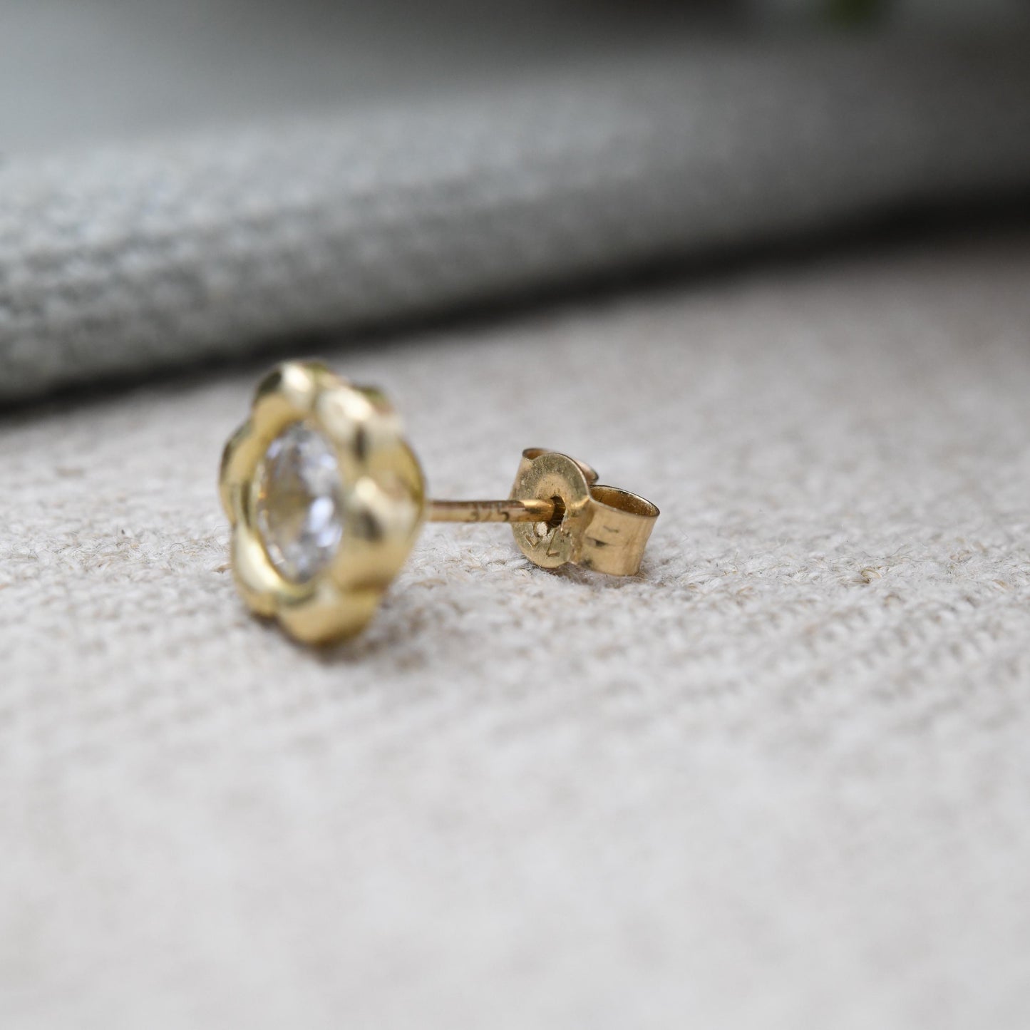 Single 9ct Gold Flower Stud Earring with Large CZ Bezel Set Clear Stone - Y2K Pretty Yellow Gold | Faceted Sparkly Stone | Butterfly Back