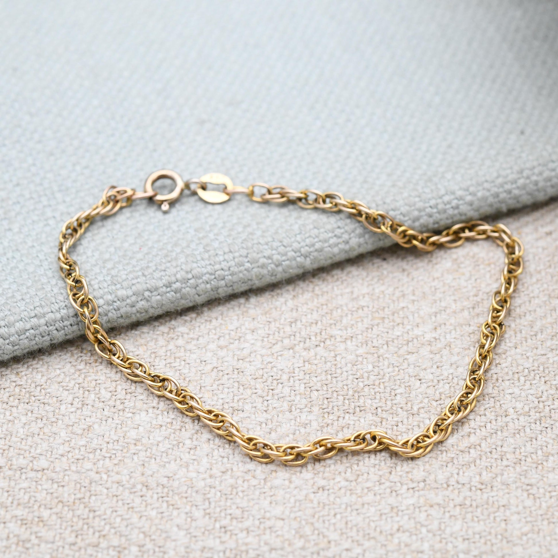 Vintage 9ct Gold Prince of Wales Link Chain Bracelet 1979 - Solid Yellow Gold Jewellery Gift | Unisex Everyday Bracelet | 7" 18cm Long