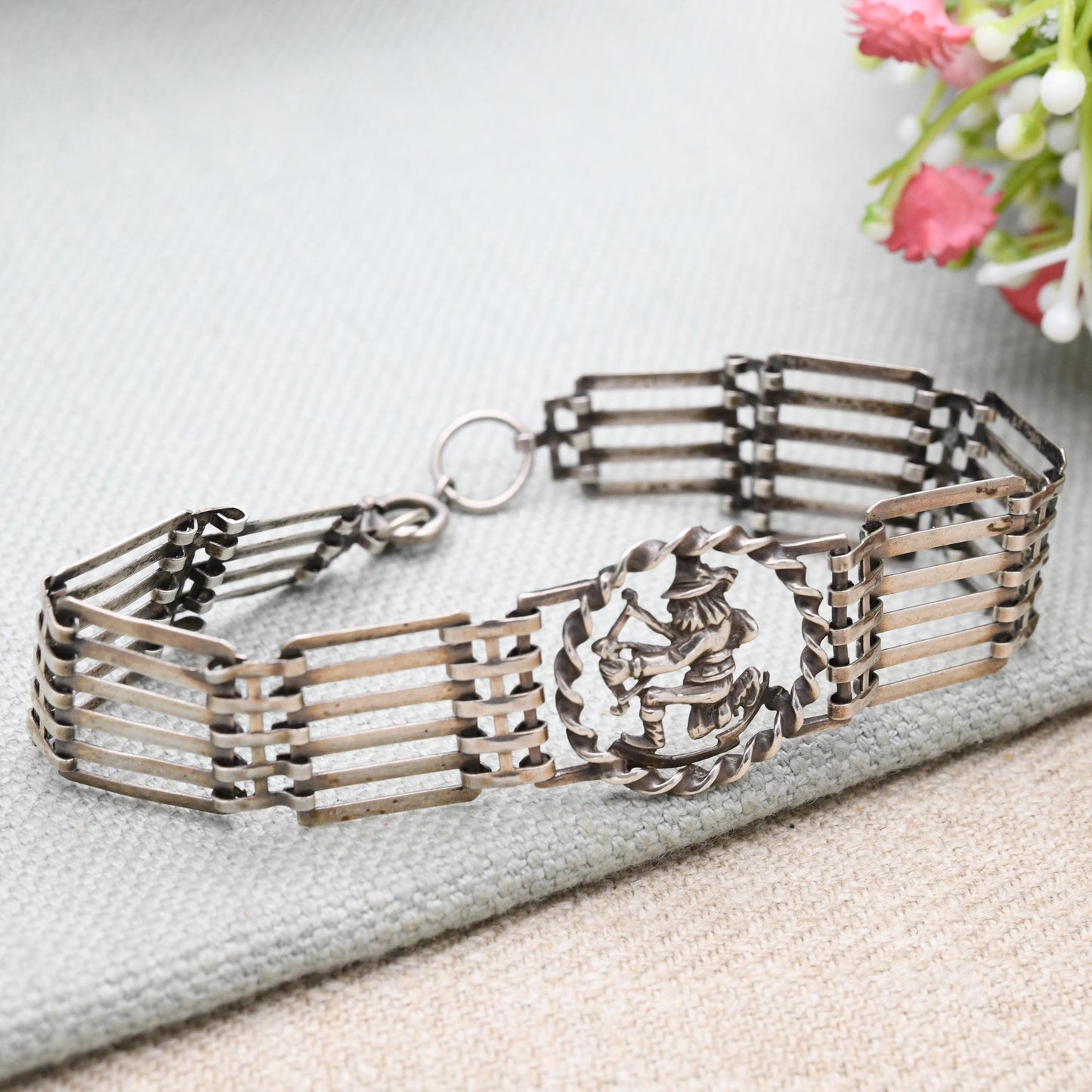 Vintage Sterling Silver Robin Hood Gate Link Bracelet - Unusual Mid Century Collectable Jewellery c. 1960s | Openwork Figural Panel