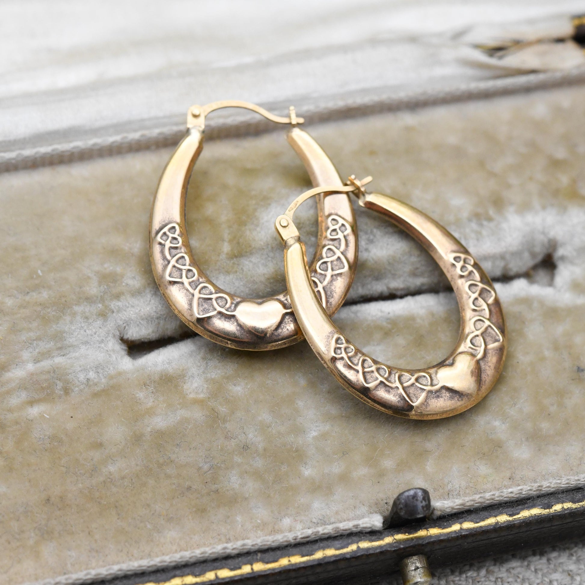 9ct Gold Celtic Hoop Earrings - Heart Design | Hollow Hoops | yellow Gold | Pretty Gold Jewellery Gift for Her