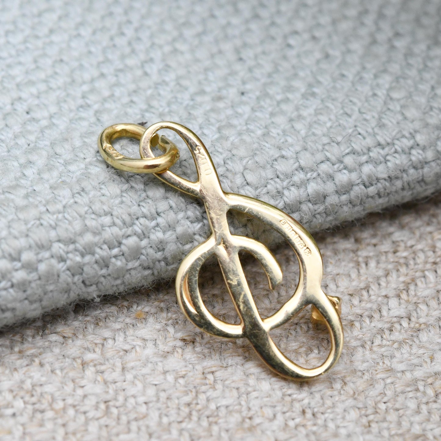 Vintage 9ct Gold Diamond Treble clef pendant - Diamond Set | Music Pendant | Solid Gold Minimalist Gift for Her