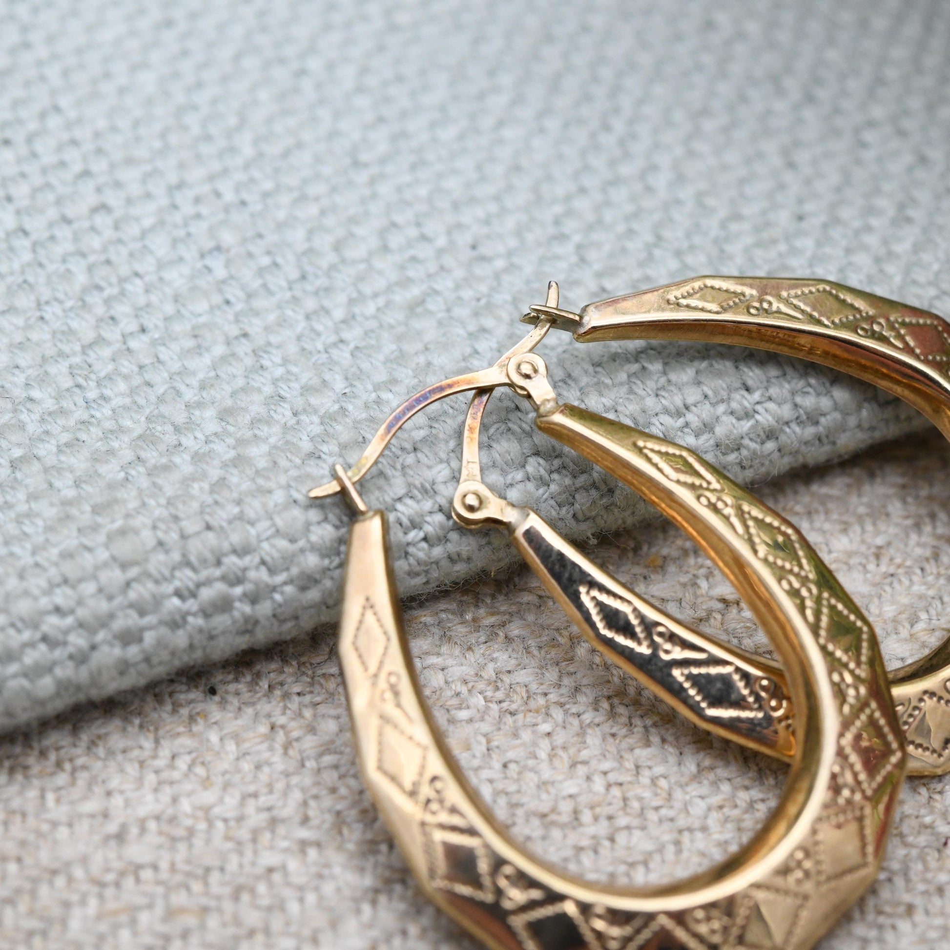 9ct Gold Hoop Earrings - Diamond Design | Hollow Hoops | Yellow Gold | Pretty Gold Jewellery Gift for Her
