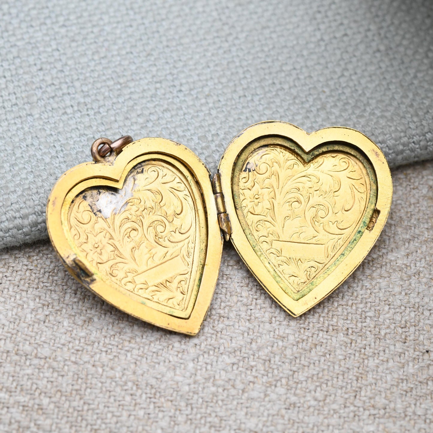 Antique Rolled Gold Heart Locket with Floral Scrolling Design - Double Sided | Blank for Engraving | c. 1900 Victorian Pendant Necklace