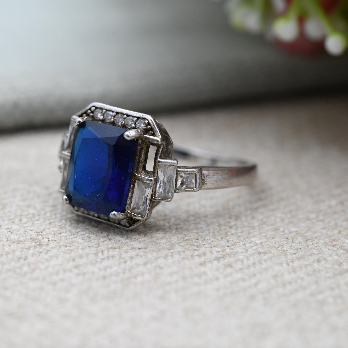 Sterling Silver Blue Stone and Clear Stone Solitaire Ring - Cool Statement Ring | UK Size - S | US Size - 9