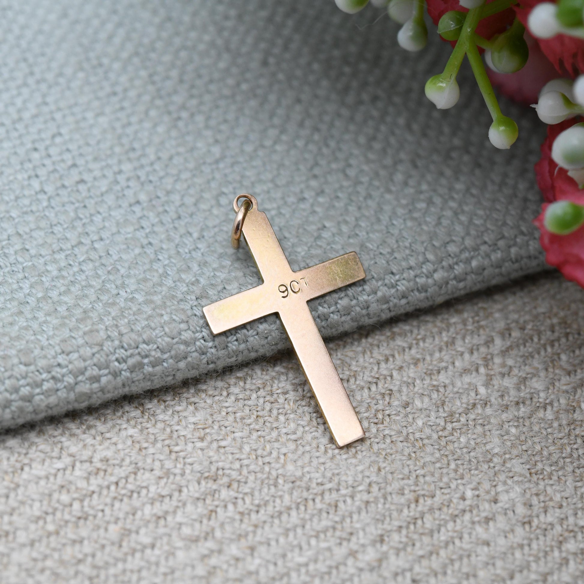 Antique 9ct Gold Cross Pendant with Pretty Geometric Border Pattern - Christian Religious Necklace Gift for Christening Baptism