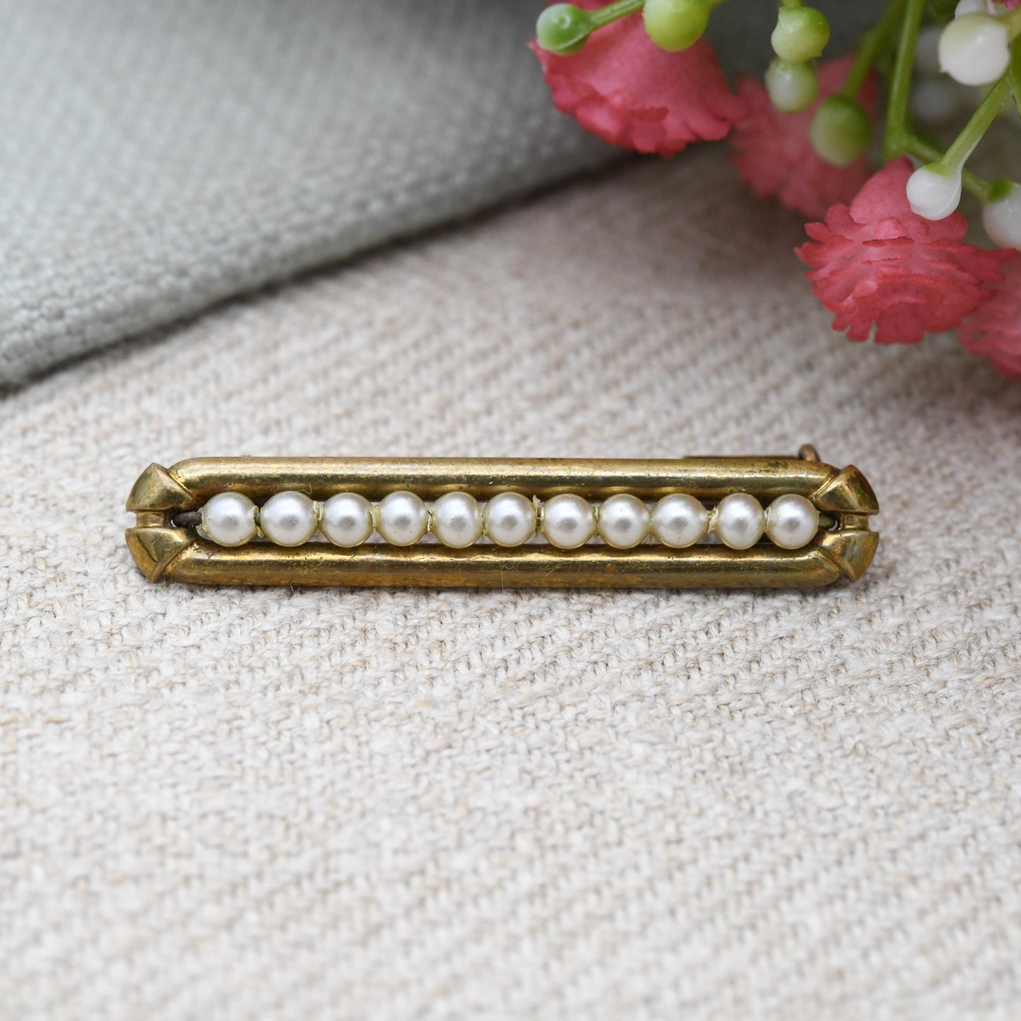 True Vintage Rolled Gold Faux Pearl Bar Brooch c. 1910s to 1930s