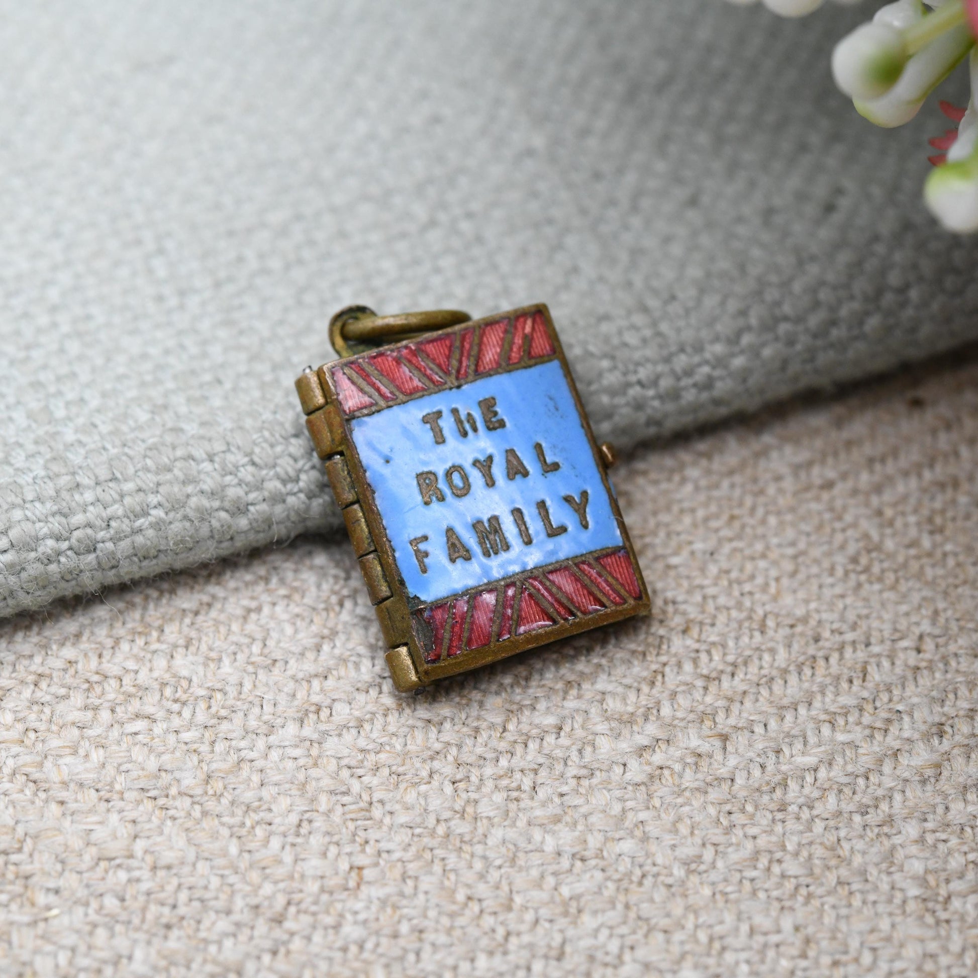 Antique Edwardian The Royal Family Souvenir Photograph Book Pendant Charm c. 1900s - Red and Blue Enamel Colourful Bright Locket