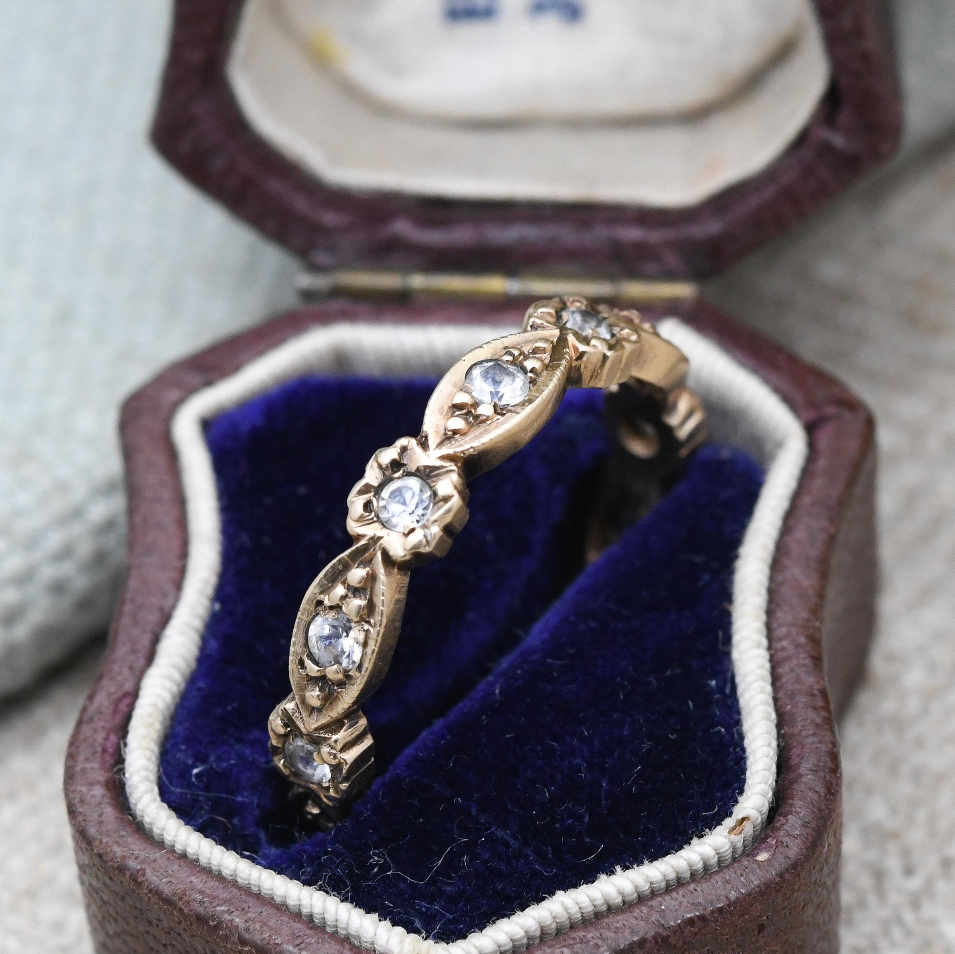 Vintage 9ct Gold Eternity Ring with Clear Stones - Beautiful Beaded Detail and Milgrain Textured Design | UK Size - O | US Size - 7 1/4