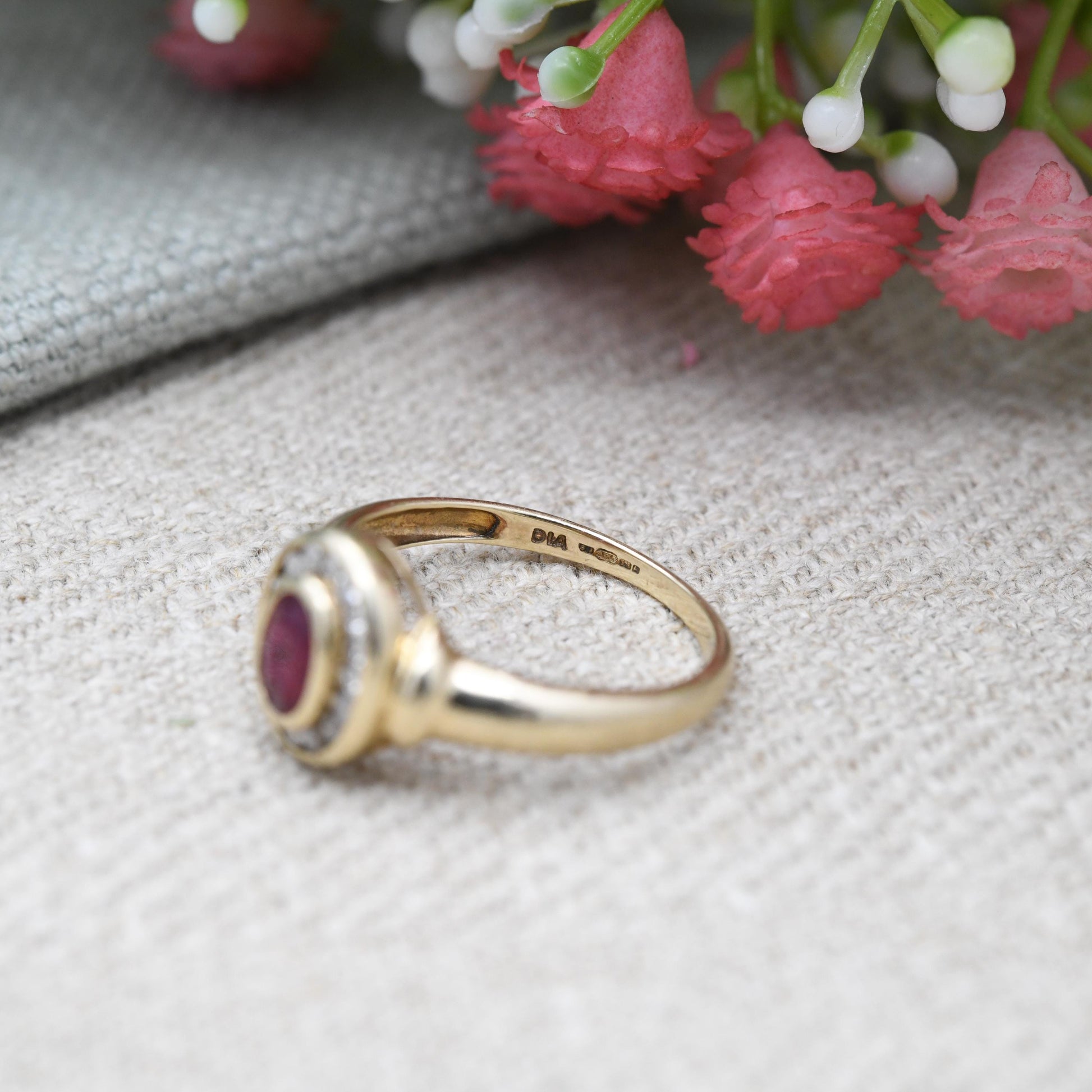 Vintage 9ct Gold Ruby Cluster Ring with Diamond Halo - Floral Daisy Pretty Gold Jewellery Gift for Her | UK Size - M | US Size - 6 1/2