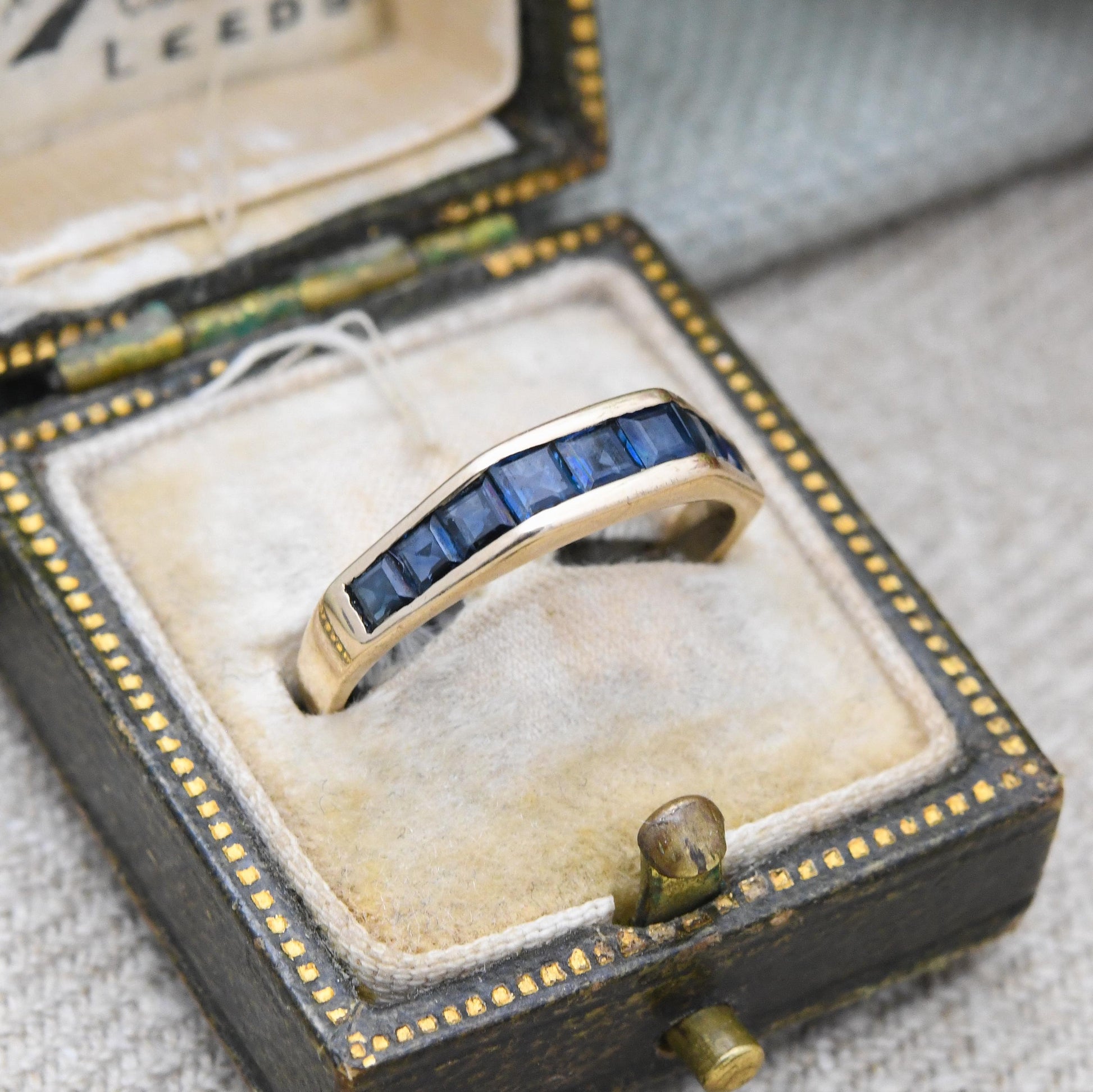 Vintage 9ct Gold Sapphire Half Eternity Ring 1989 - Nine Stone Gemstone | UK Size - M | US Size - 6 1/2