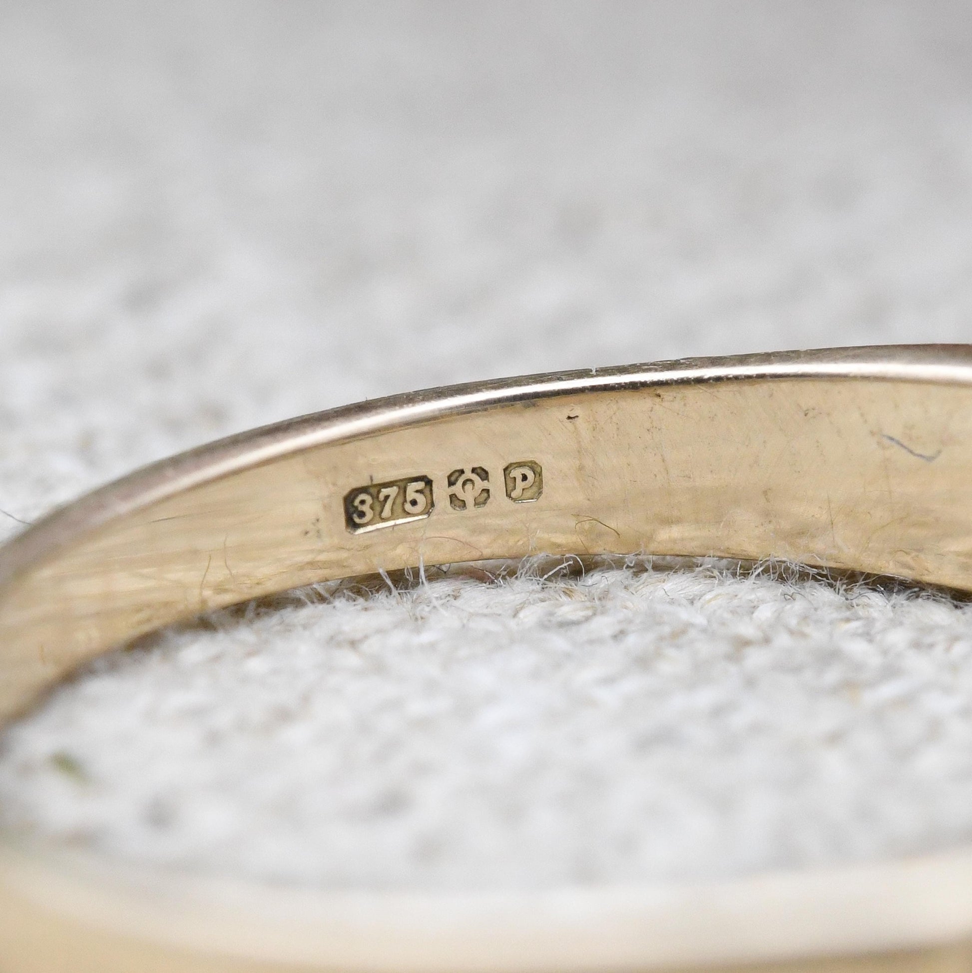 Vintage 9ct Gold Sapphire Half Eternity Ring 1989 - Nine Stone Gemstone | UK Size - M | US Size - 6 1/2
