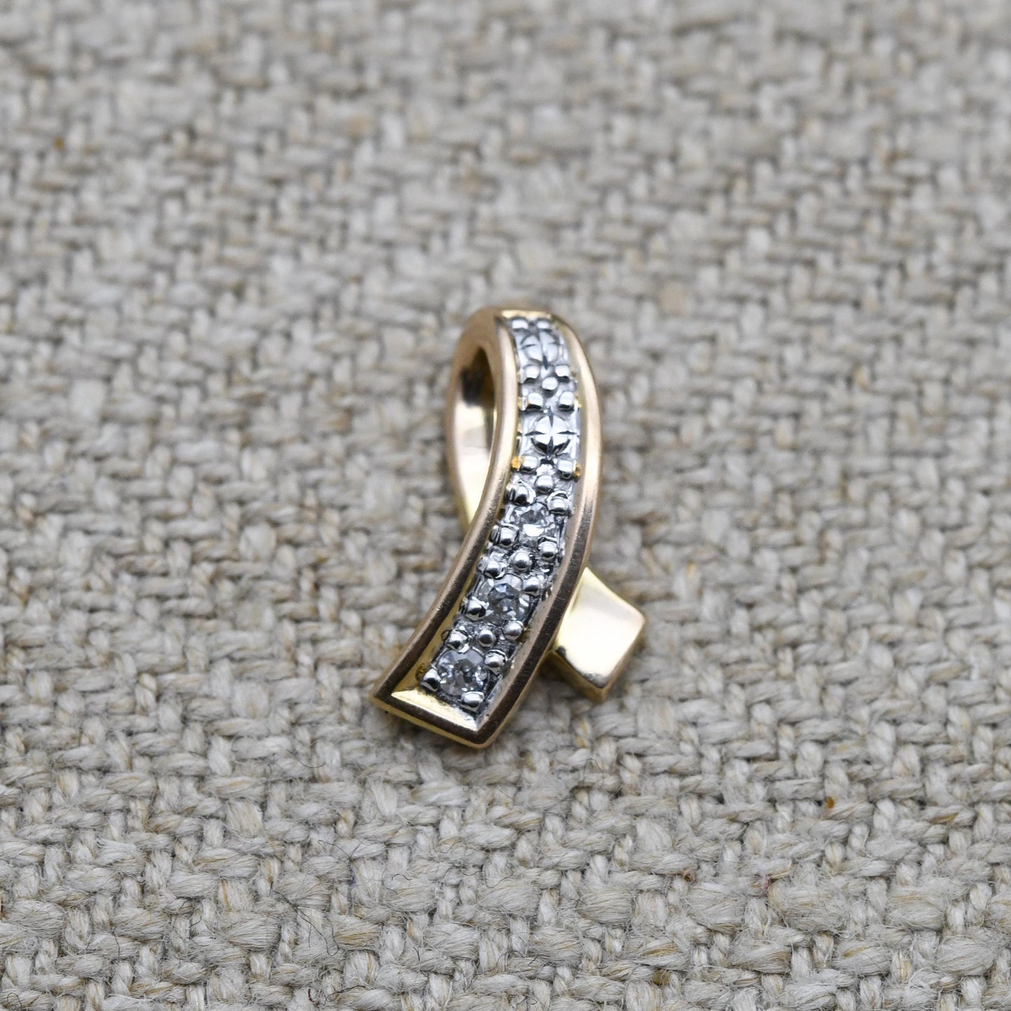 Vintage 9ct Gold Diamond Ribbon Pendant - Curved Twist Design| Solid Gold Minimalist Gift for Her