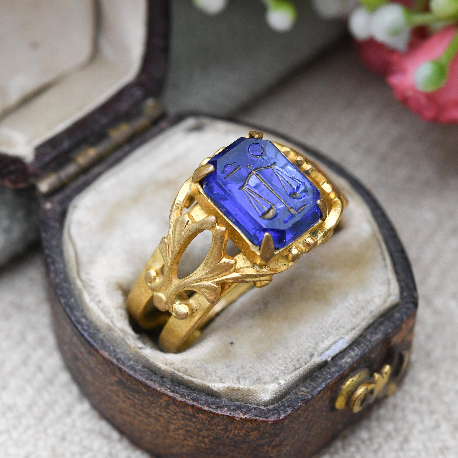 Vintage Libra Scales Intaglio Ring Zodiac Symbol - Deep Blue Paste Stone | September October Birthday Star Sign | UK Size - N | US Size - 7